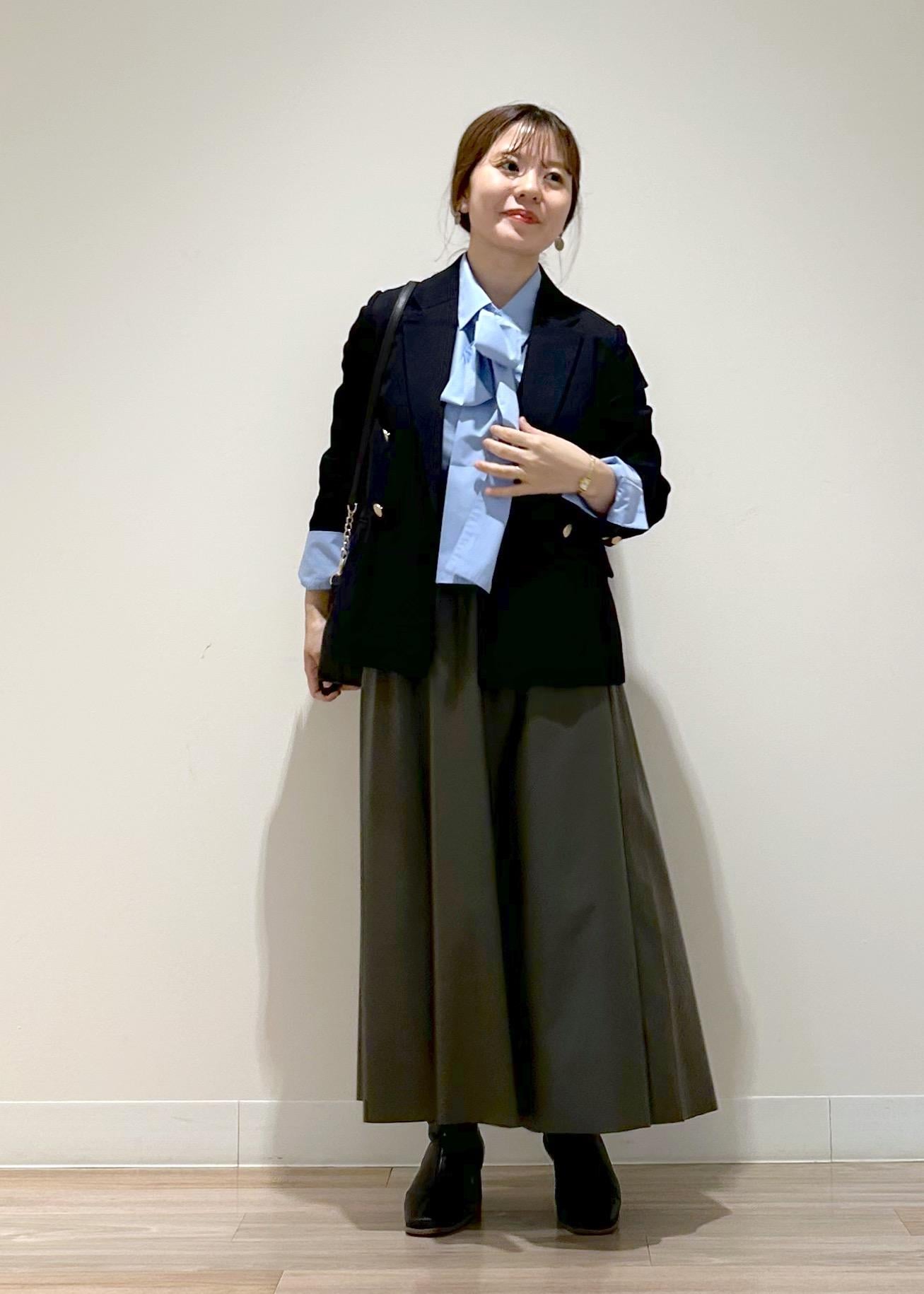 ROPE' PICNICの【低身長・小柄さんサイズ】レディハンサムシリーズ ウールライク金ボタンジャケット(半裏地)を使ったコーディネートを紹介します。｜Rakuten Fashion(楽天ファッション／旧楽天ブランドアベニュー)6339311