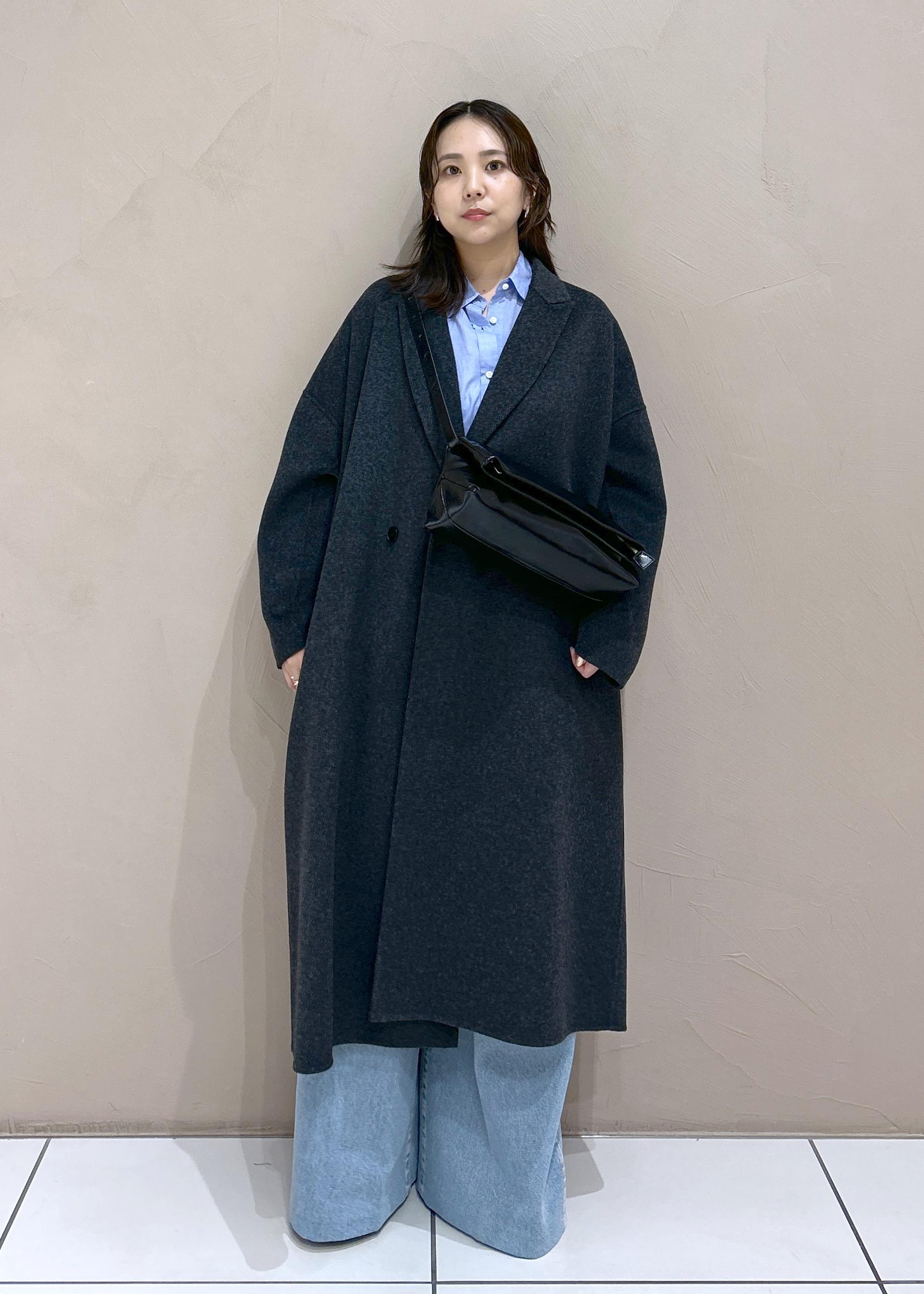 SALON adam et rope'のシャルムリバーロングコートを使ったコーディネートを紹介します。｜Rakuten Fashion(楽天ファッション／旧楽天ブランドアベニュー)6351376