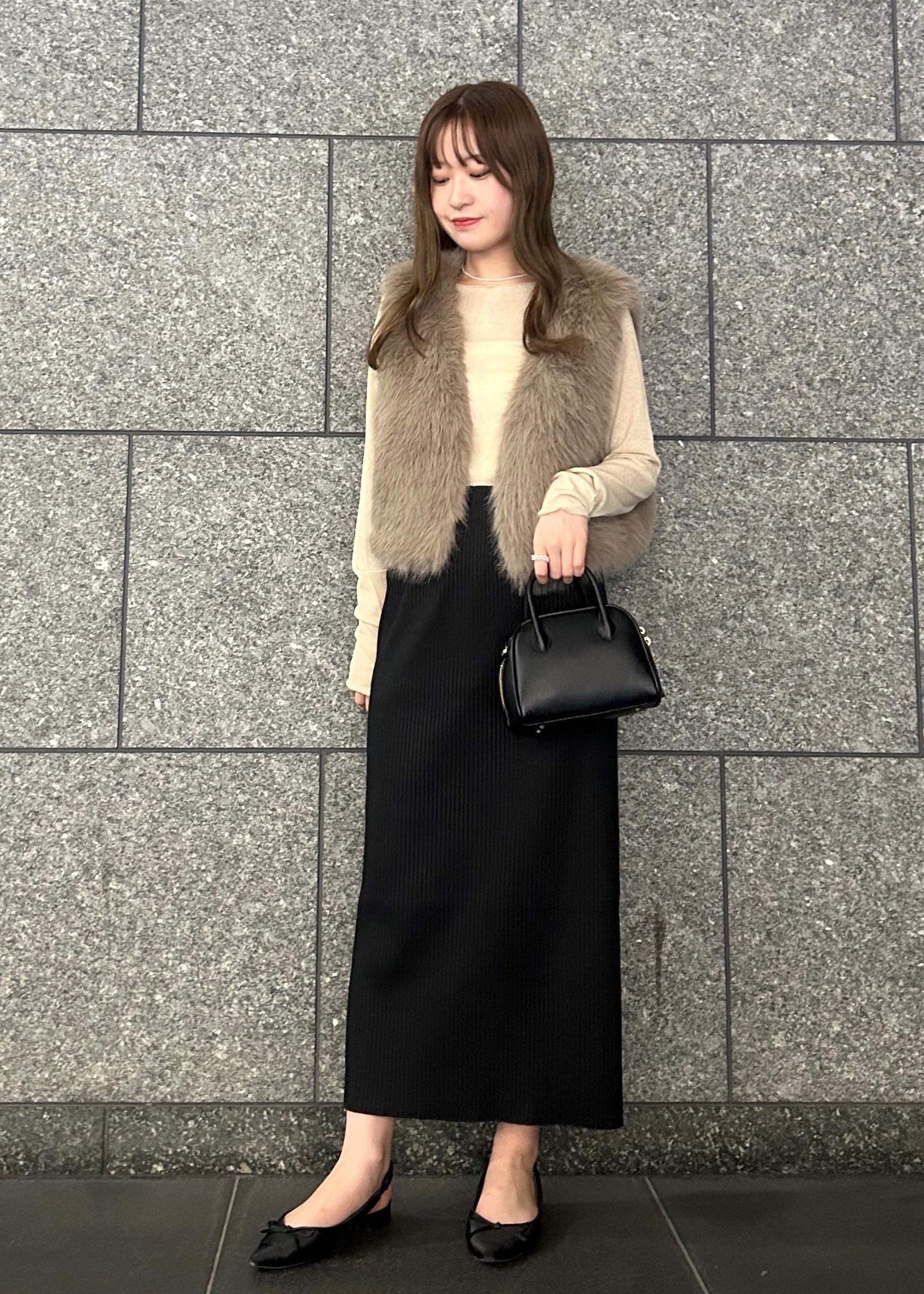 ROPE' PICNICのラメシアーリブカットソーを使ったコーディネートを紹介します。｜Rakuten Fashion(楽天ファッション／旧楽天ブランドアベニュー)6353202