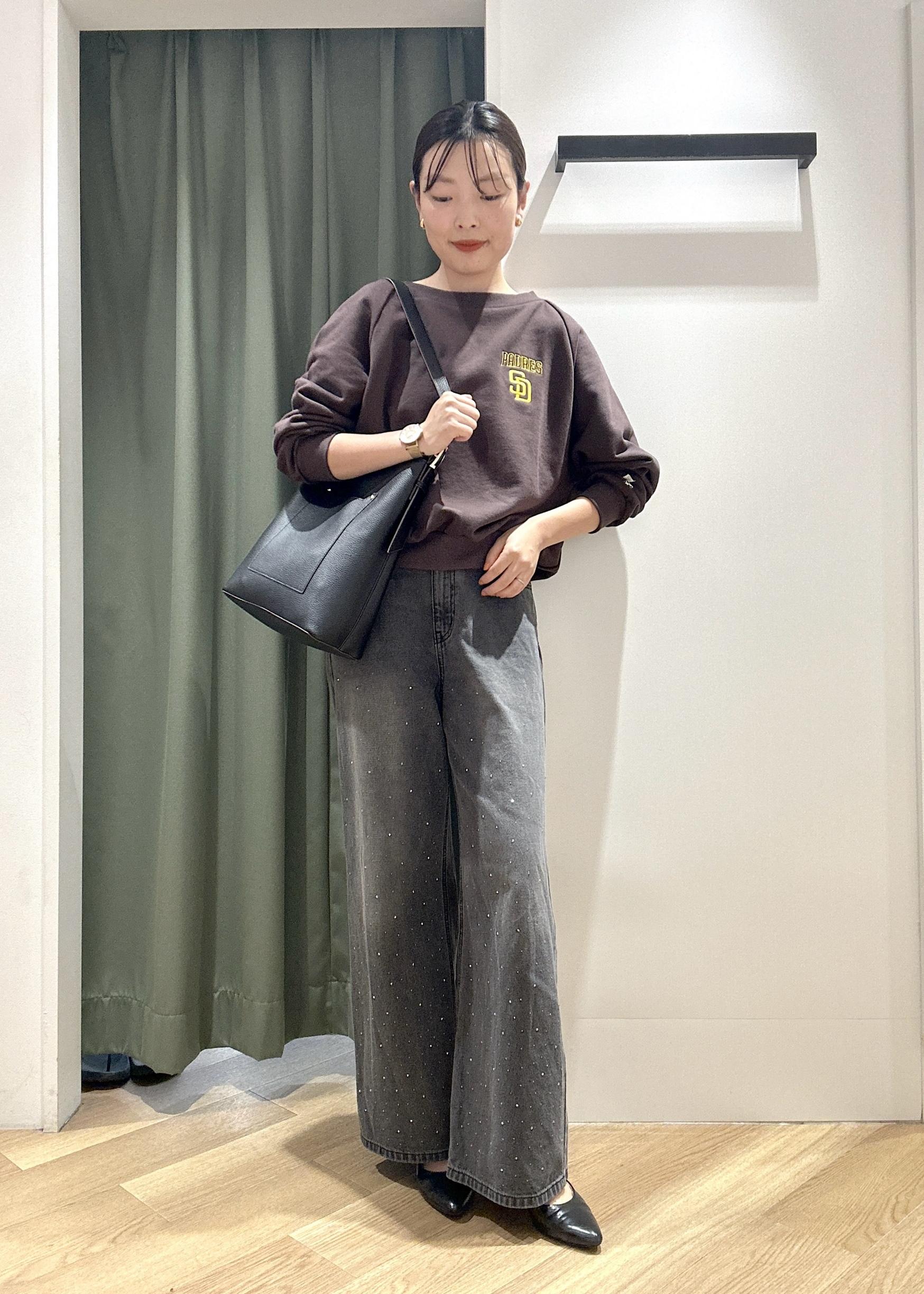 ROPE' PICNICの【PEANUTS*MLB COLLECTION by ROPE' PICNIC】オフショルスウェットを使ったコーディネートを紹介します。｜Rakuten Fashion(楽天ファッション／旧楽天ブランドアベニュー)6353211