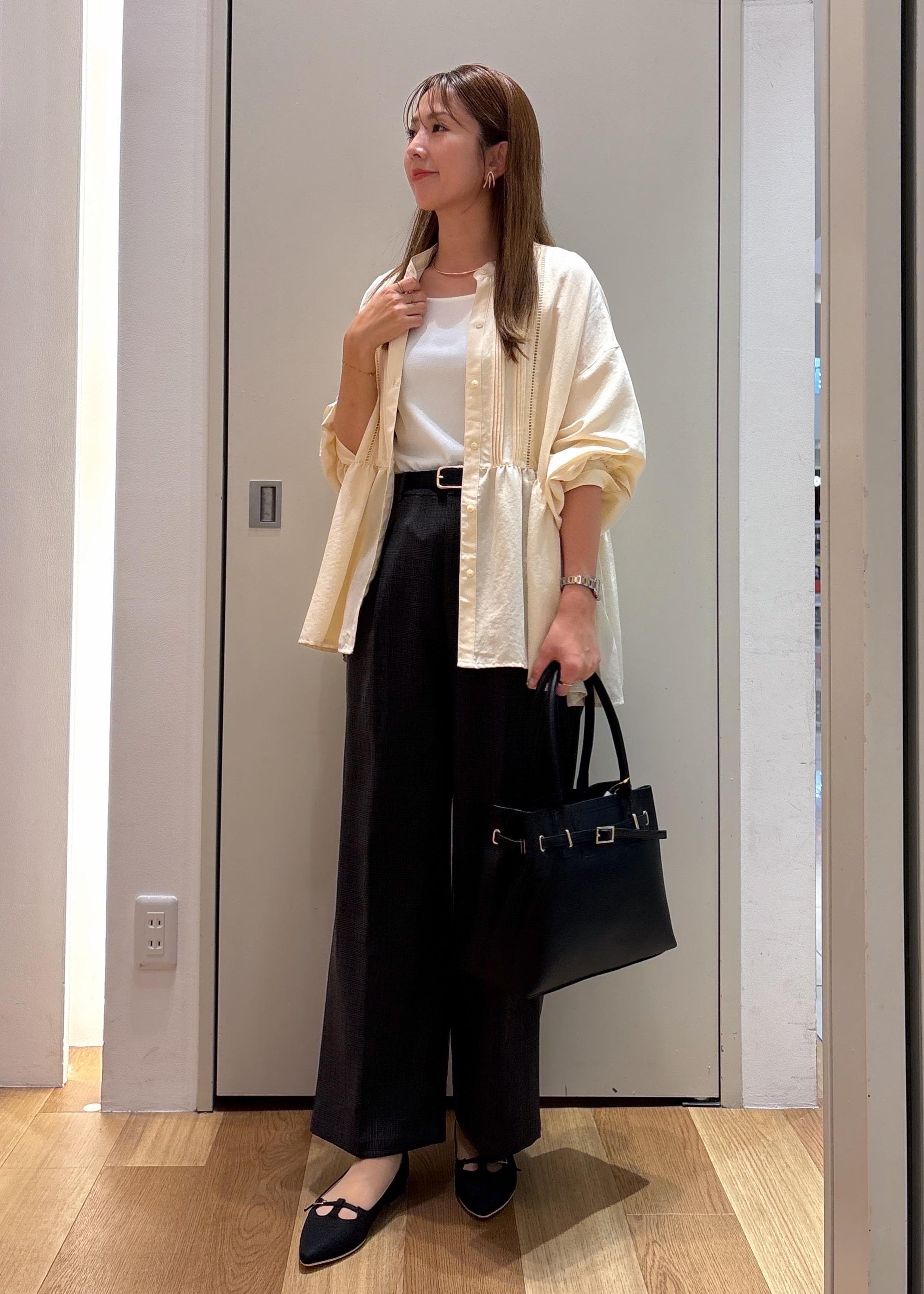 ROPE' PICNICの【UVケア・防シワ】羽織れるピンタックデザインペプラムシャツを使ったコーディネートを紹介します。｜Rakuten Fashion(楽天ファッション／旧楽天ブランドアベニュー)6353216