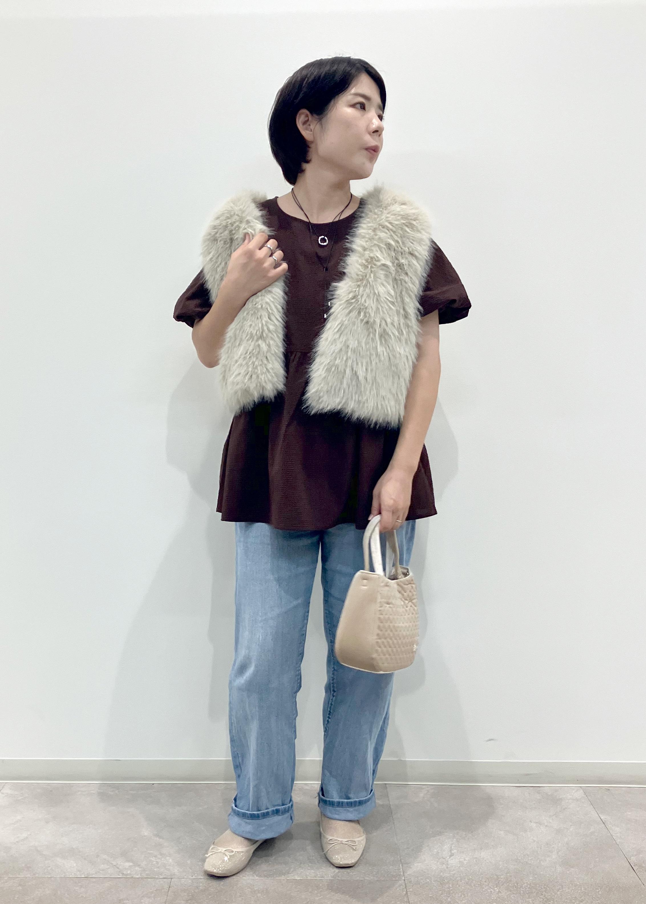 ROPE' PICNICのバルーンペプラムブラウスを使ったコーディネートを紹介します。｜Rakuten Fashion(楽天ファッション／旧楽天ブランドアベニュー)6353288