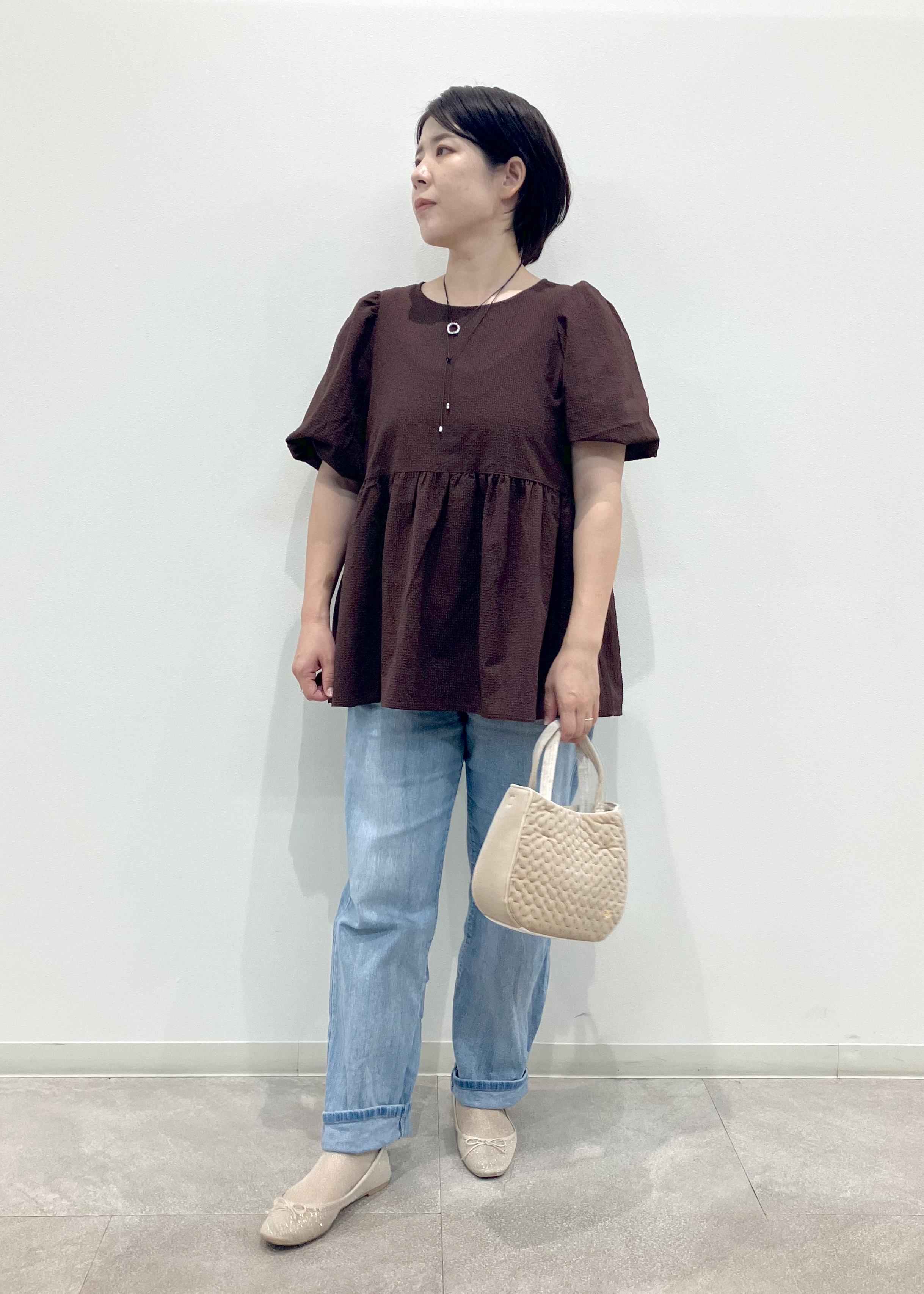 ROPE' PICNICのバルーンペプラムブラウスを使ったコーディネートを紹介します。｜Rakuten Fashion(楽天ファッション／旧楽天ブランドアベニュー)6353360