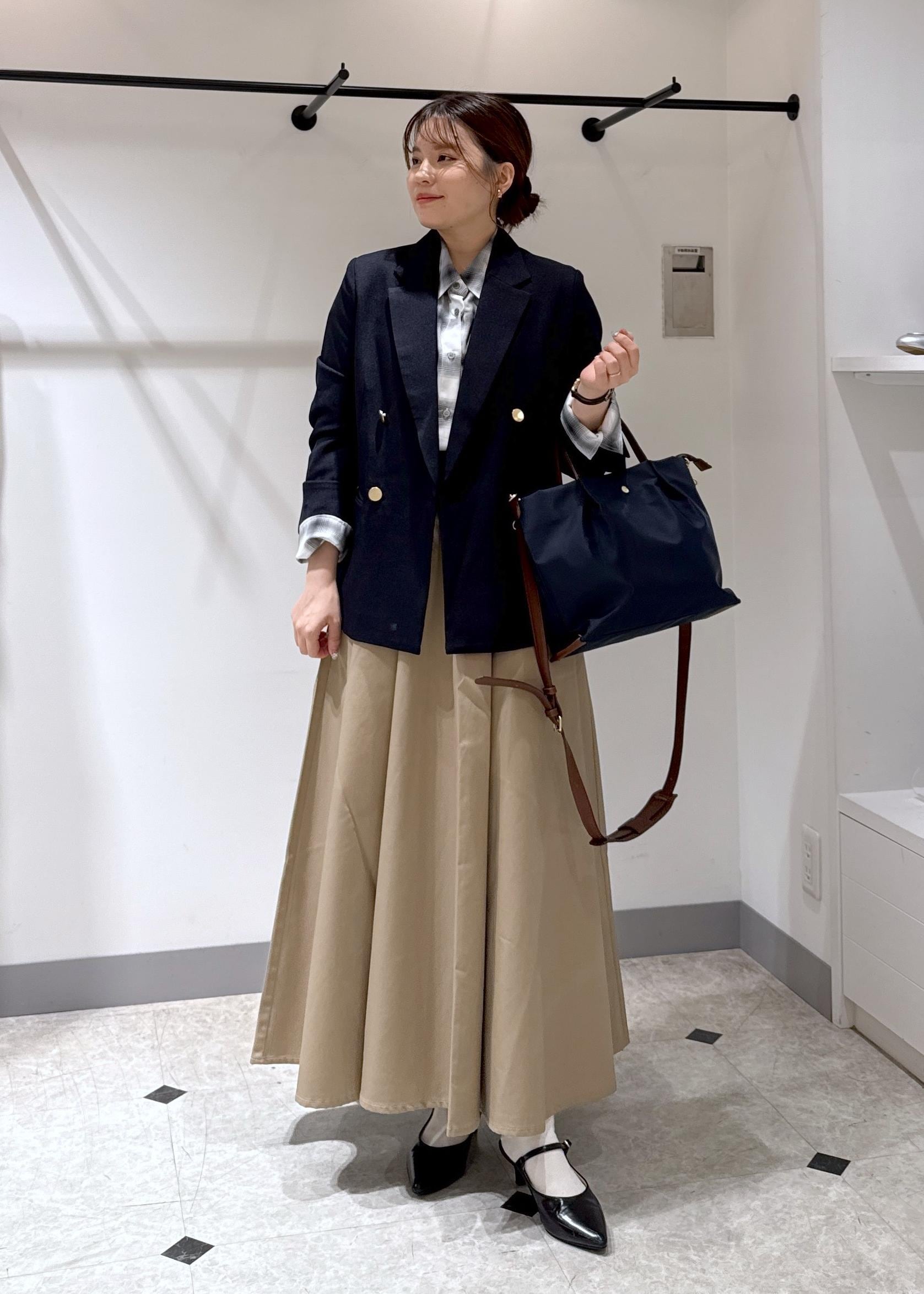 ROPE' PICNICのレディハンサムシリーズ ウールライク金ボタンジャケット(半裏地)/セットアップ・通勤対応を使ったコーディネートを紹介します。｜Rakuten Fashion(楽天ファッション／旧楽天ブランドアベニュー)6353366