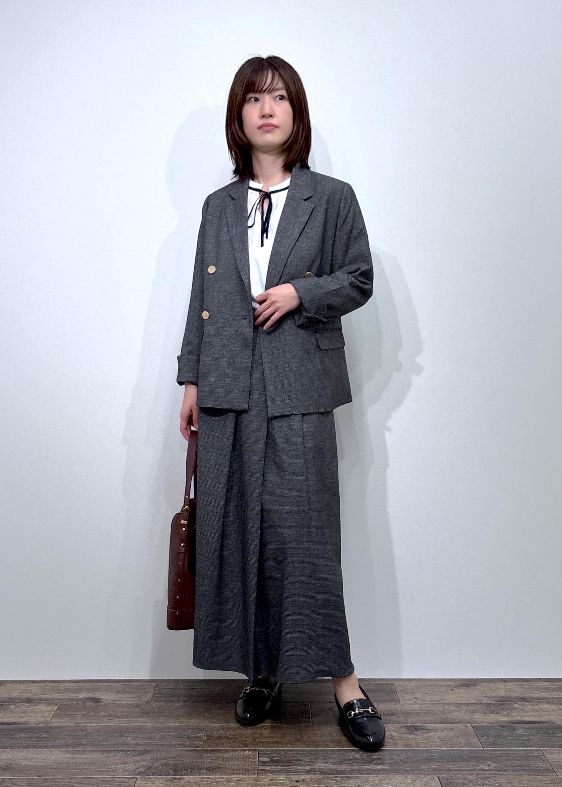 ROPE' PICNICのレディハンサムシリーズ ウールライク金ボタンジャケット(半裏地)/セットアップ・通勤対応を使ったコーディネートを紹介します。｜Rakuten Fashion(楽天ファッション／旧楽天ブランドアベニュー)6353369