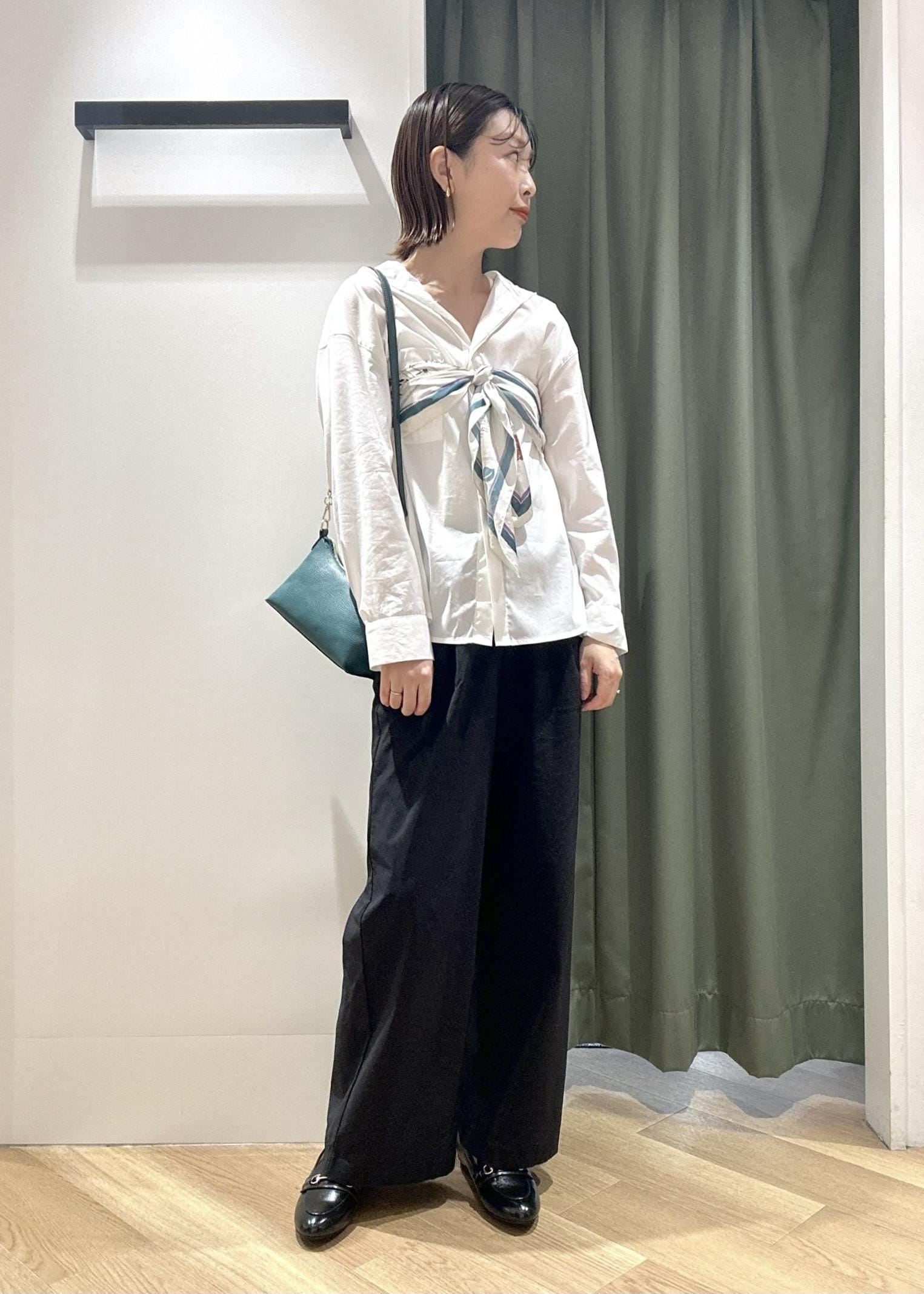 ROPE' PICNICのシャツフーディーを使ったコーディネートを紹介します。｜Rakuten Fashion(楽天ファッション／旧楽天ブランドアベニュー)6353426