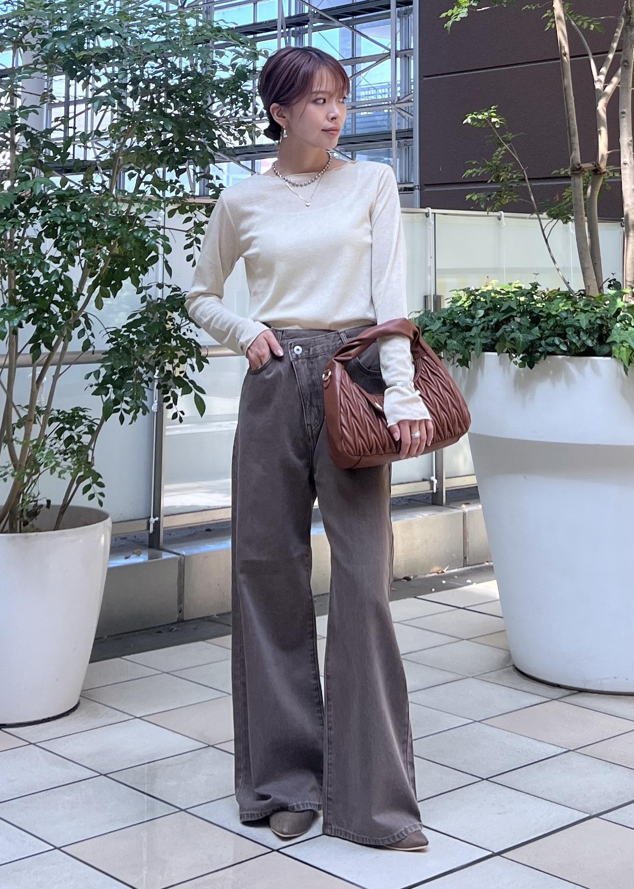 ROPE' PICNICのラメシアーリブカットソーを使ったコーディネートを紹介します。｜Rakuten Fashion(楽天ファッション／旧楽天ブランドアベニュー)6353441