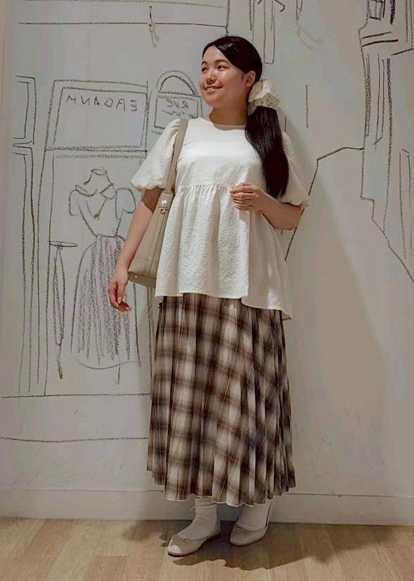 ROPE' PICNICのバルーンペプラムブラウスを使ったコーディネートを紹介します。｜Rakuten Fashion(楽天ファッション／旧楽天ブランドアベニュー)6353462