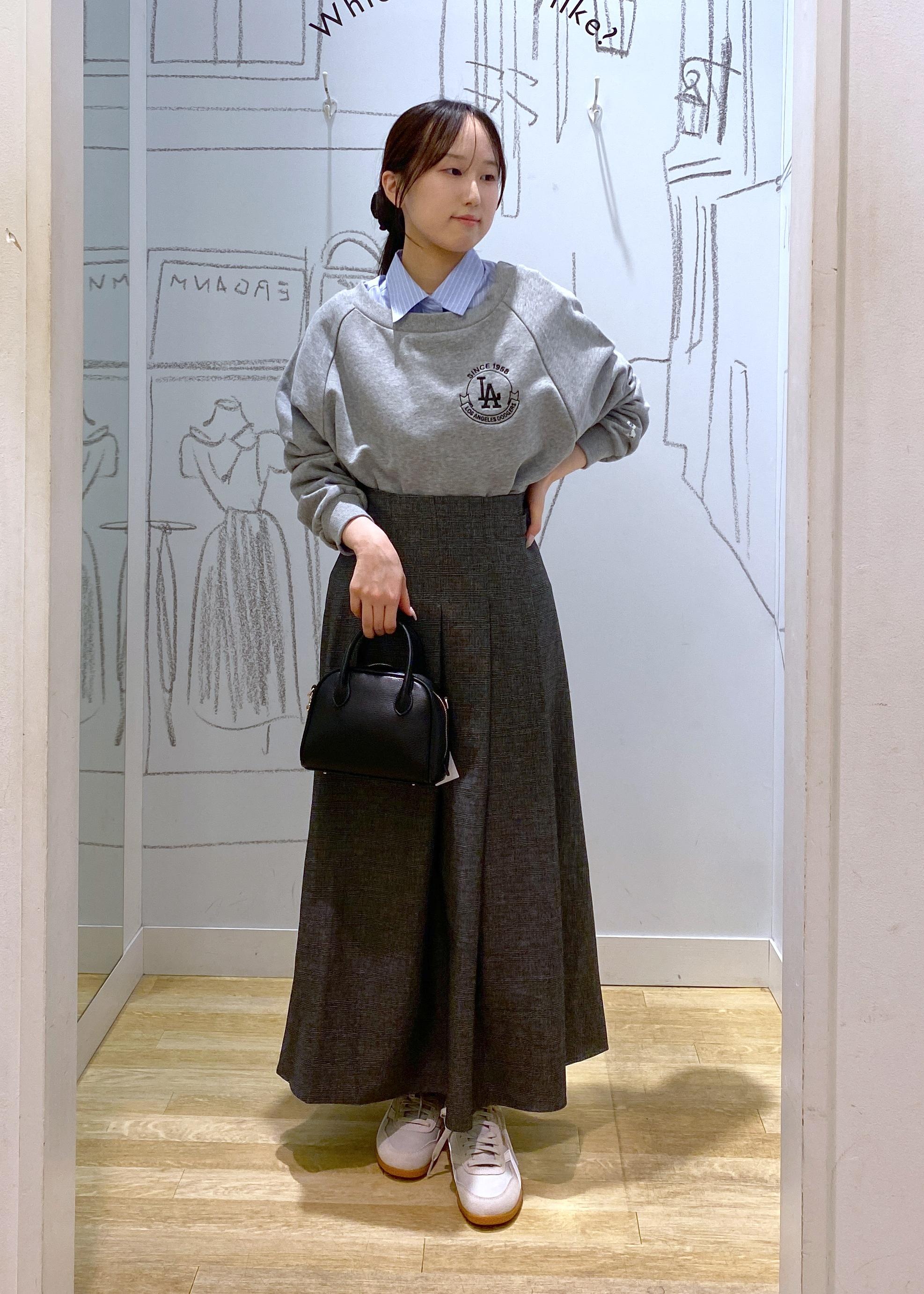 ROPE' PICNICの【PEANUTS*MLB COLLECTION by ROPE' PICNIC】オフショルスウェットを使ったコーディネートを紹介します。｜Rakuten Fashion(楽天ファッション／旧楽天ブランドアベニュー)6353495