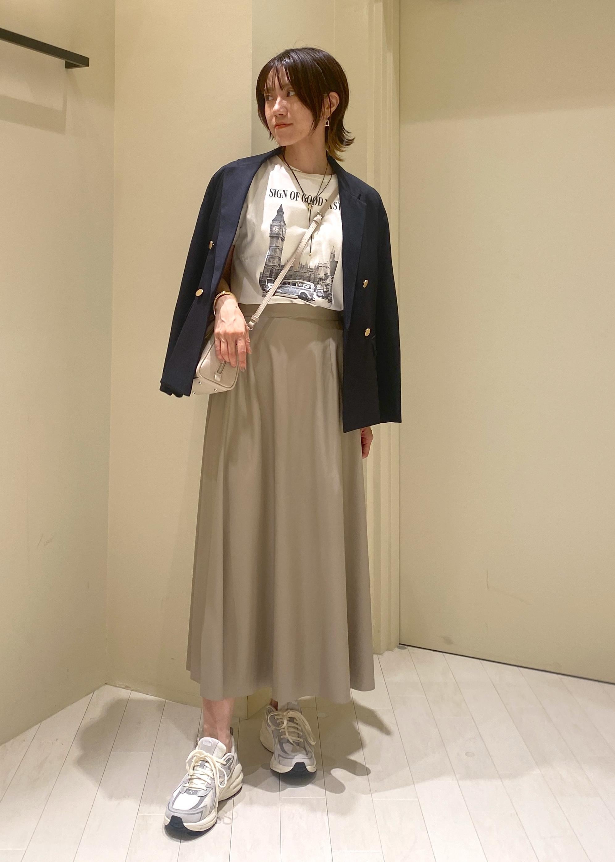 ROPE' PICNICのレディハンサムシリーズ ウールライク金ボタンジャケット(半裏地)/セットアップ・通勤対応を使ったコーディネートを紹介します。｜Rakuten Fashion(楽天ファッション／旧楽天ブランドアベニュー)6402136