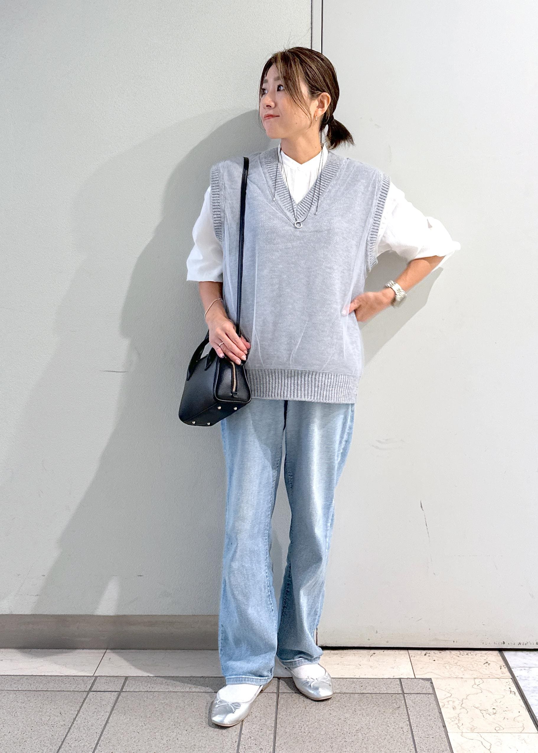 ROPE' PICNICの【UVケア・防シワ】羽織れるピンタックデザインペプラムシャツを使ったコーディネートを紹介します。｜Rakuten Fashion(楽天ファッション／旧楽天ブランドアベニュー)6402140