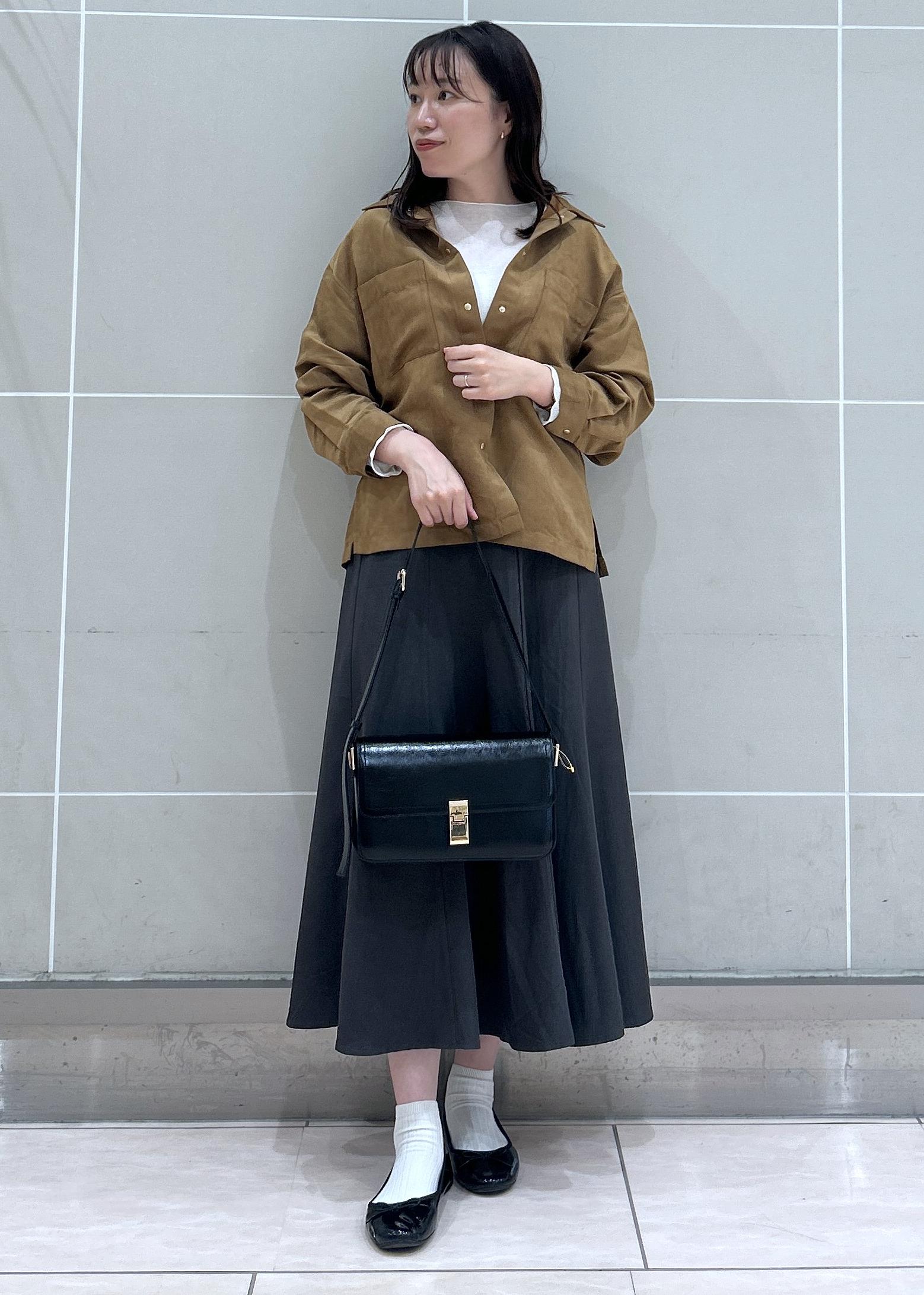 ROPE' PICNICのスエードシャツを使ったコーディネートを紹介します。｜Rakuten Fashion(楽天ファッション／旧楽天ブランドアベニュー)6402198