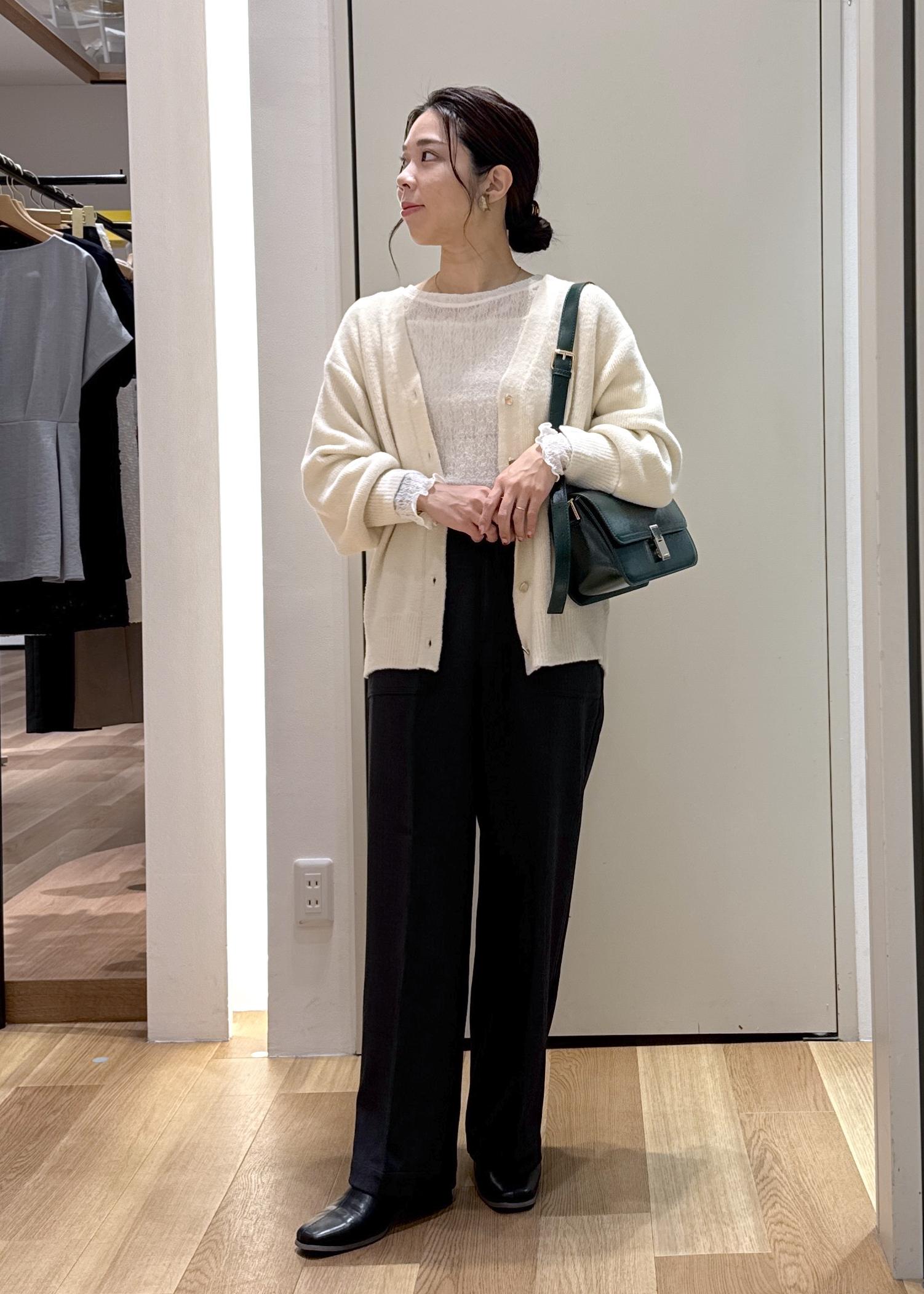 ROPE' PICNICのレースカットソートップスを使ったコーディネートを紹介します。｜Rakuten Fashion(楽天ファッション／旧楽天ブランドアベニュー)6402199