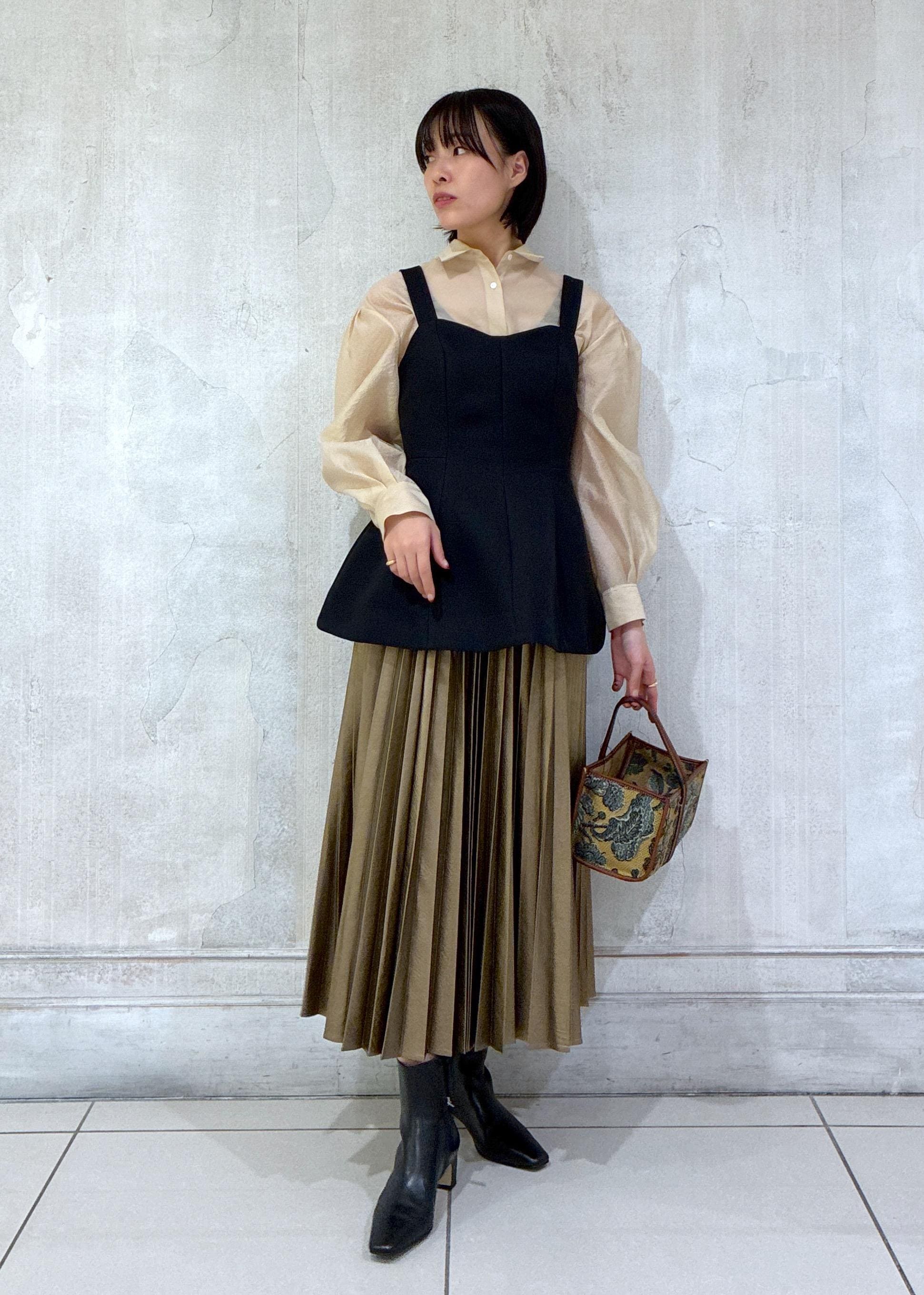 ROPE'のイタリアンレザーショートブーツを使ったコーディネートを紹介します。｜Rakuten Fashion(楽天ファッション／旧楽天ブランドアベニュー)6402268