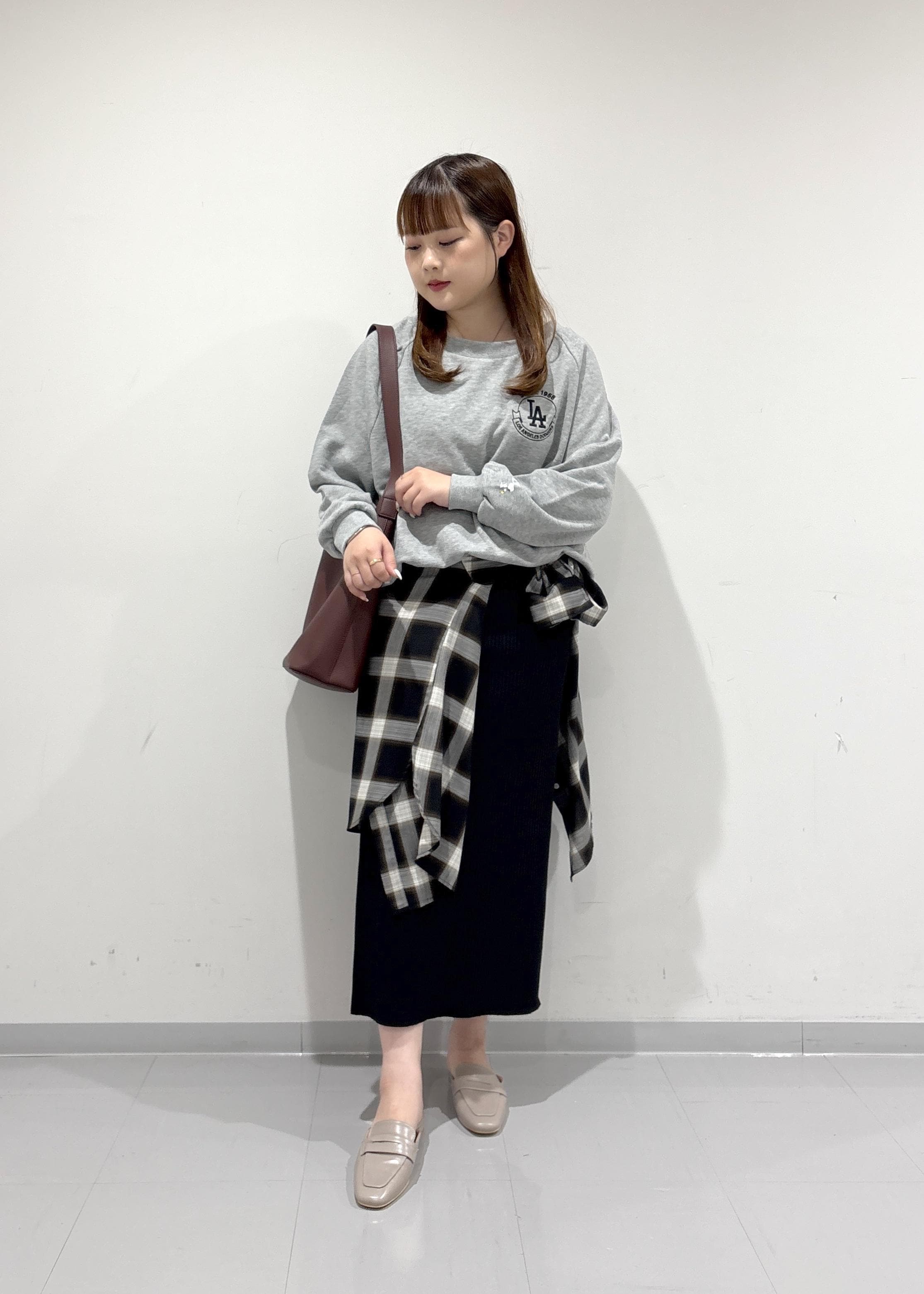 ROPE' PICNICの【PEANUTS*MLB COLLECTION by ROPE' PICNIC】オフショルスウェットを使ったコーディネートを紹介します。｜Rakuten Fashion(楽天ファッション／旧楽天ブランドアベニュー)6403264