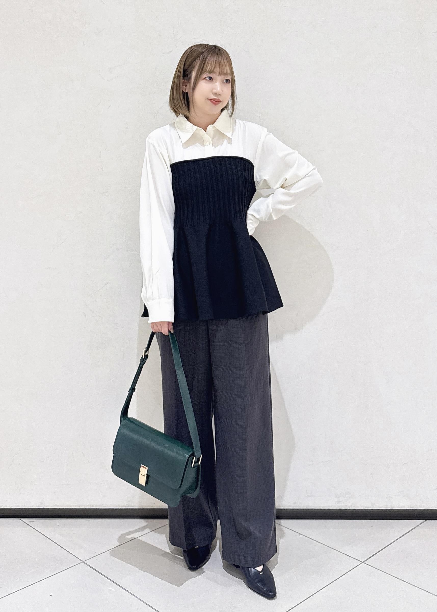 ROPE' PICNICのシャツドッキングペプラムニットを使ったコーディネートを紹介します。｜Rakuten Fashion(楽天ファッション／旧楽天ブランドアベニュー)6403265