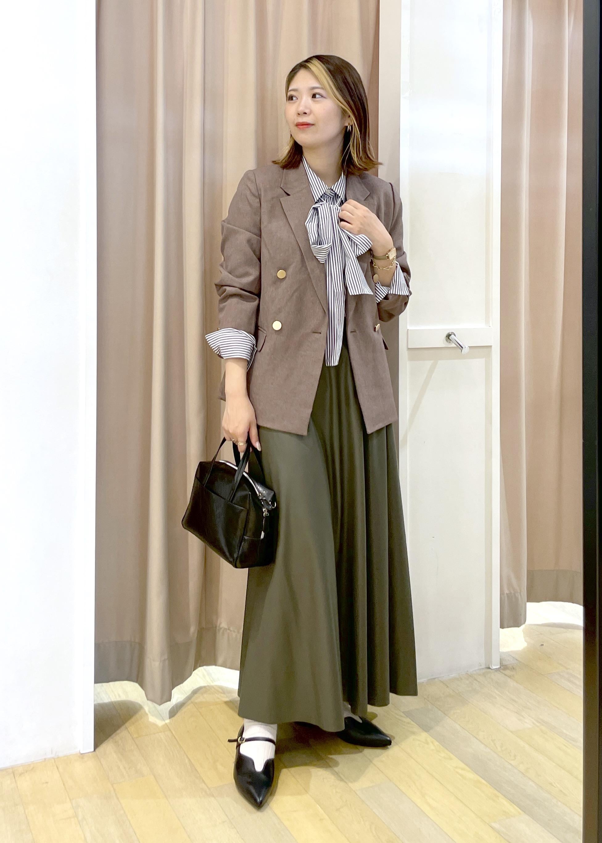 ROPE' PICNICのレディハンサムシリーズ ウールライク金ボタンジャケット(半裏地)/セットアップ・通勤対応を使ったコーディネートを紹介します。｜Rakuten Fashion(楽天ファッション／旧楽天ブランドアベニュー)6403266