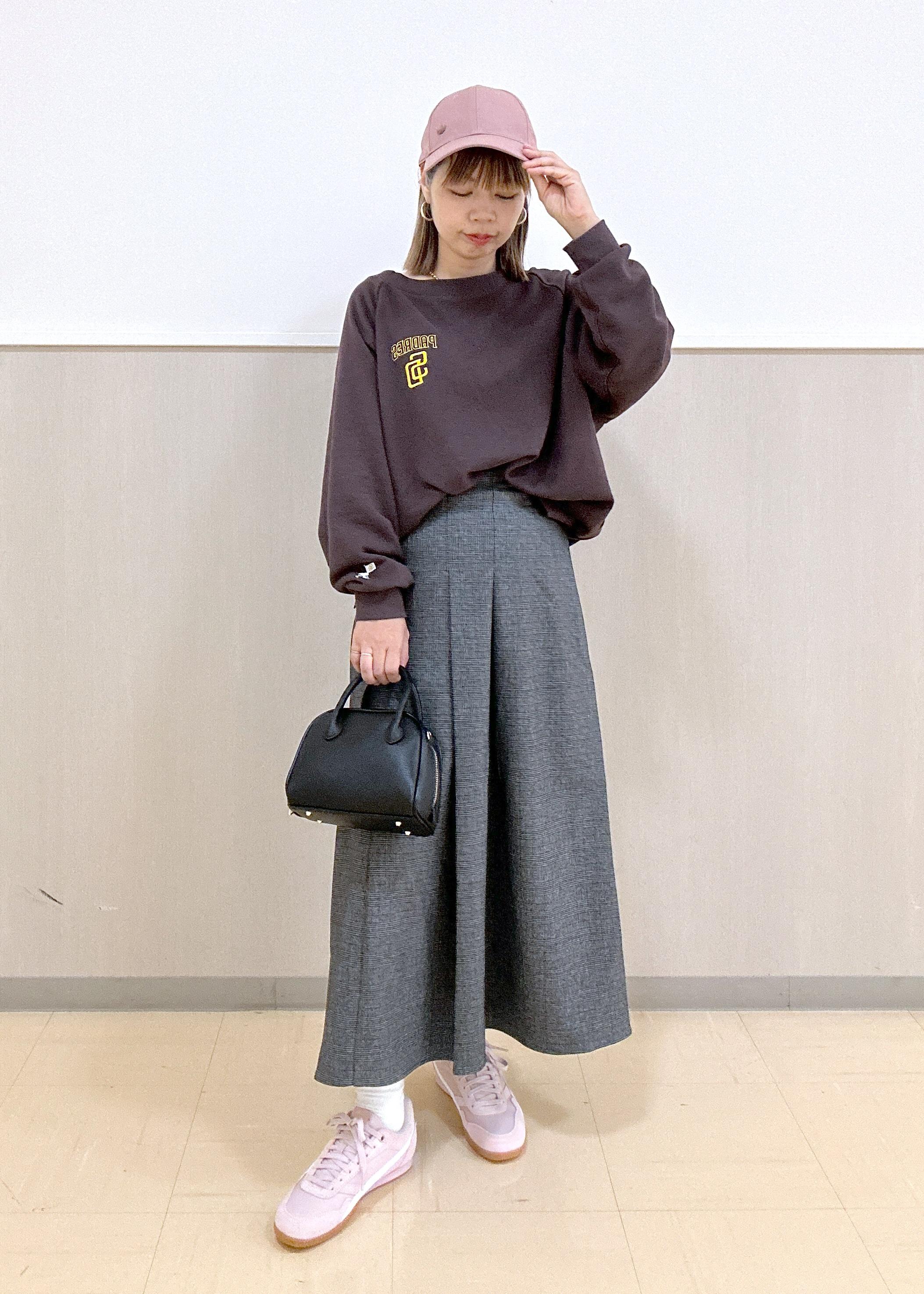 ROPE' PICNICの【PEANUTS*MLB COLLECTION by ROPE' PICNIC】オフショルスウェットを使ったコーディネートを紹介します。｜Rakuten Fashion(楽天ファッション／旧楽天ブランドアベニュー)6403277