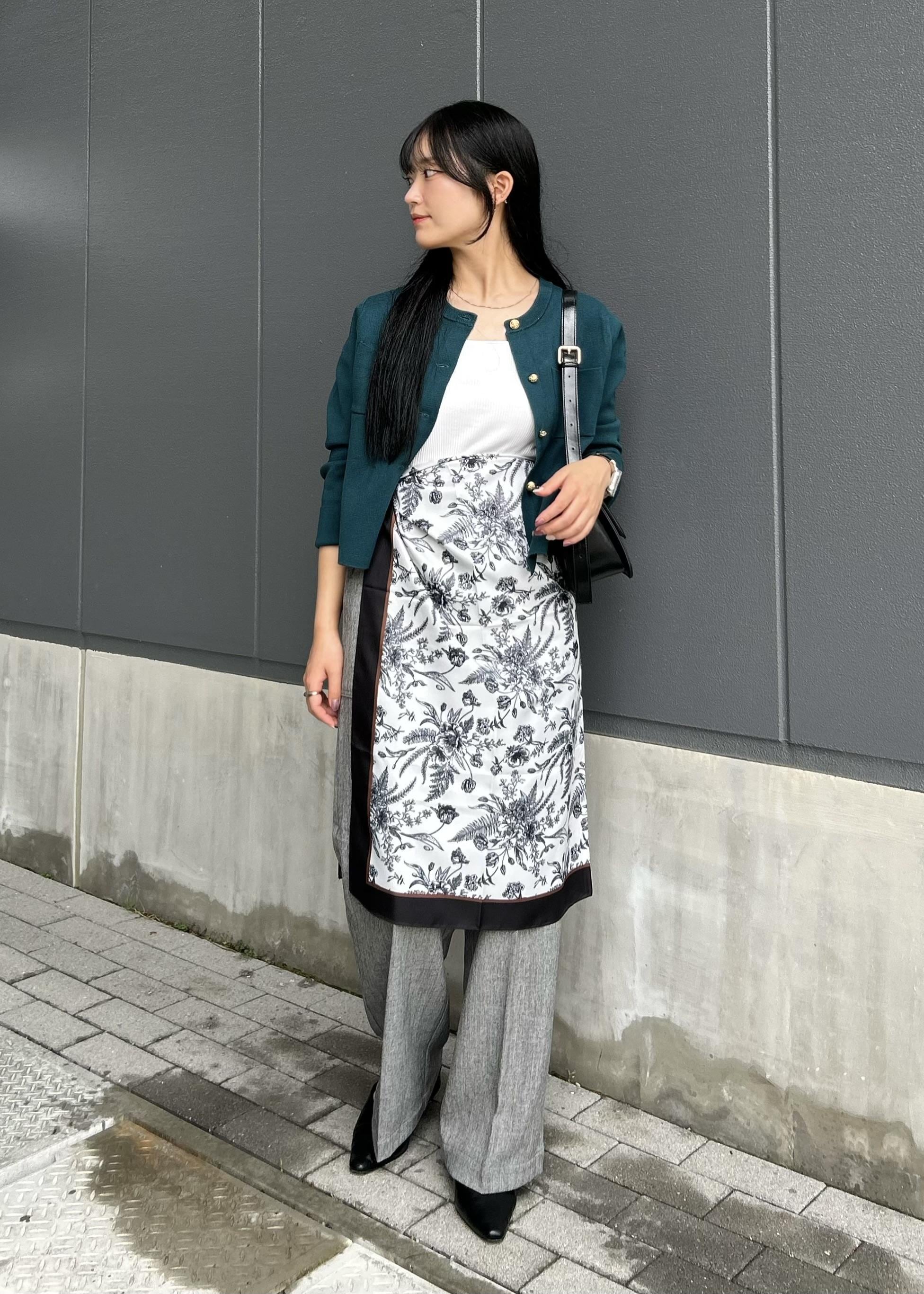 ROPE' PICNICのミラノリブ金ボタンニットカーディガンを使ったコーディネートを紹介します。｜Rakuten Fashion(楽天ファッション／旧楽天ブランドアベニュー)6403301