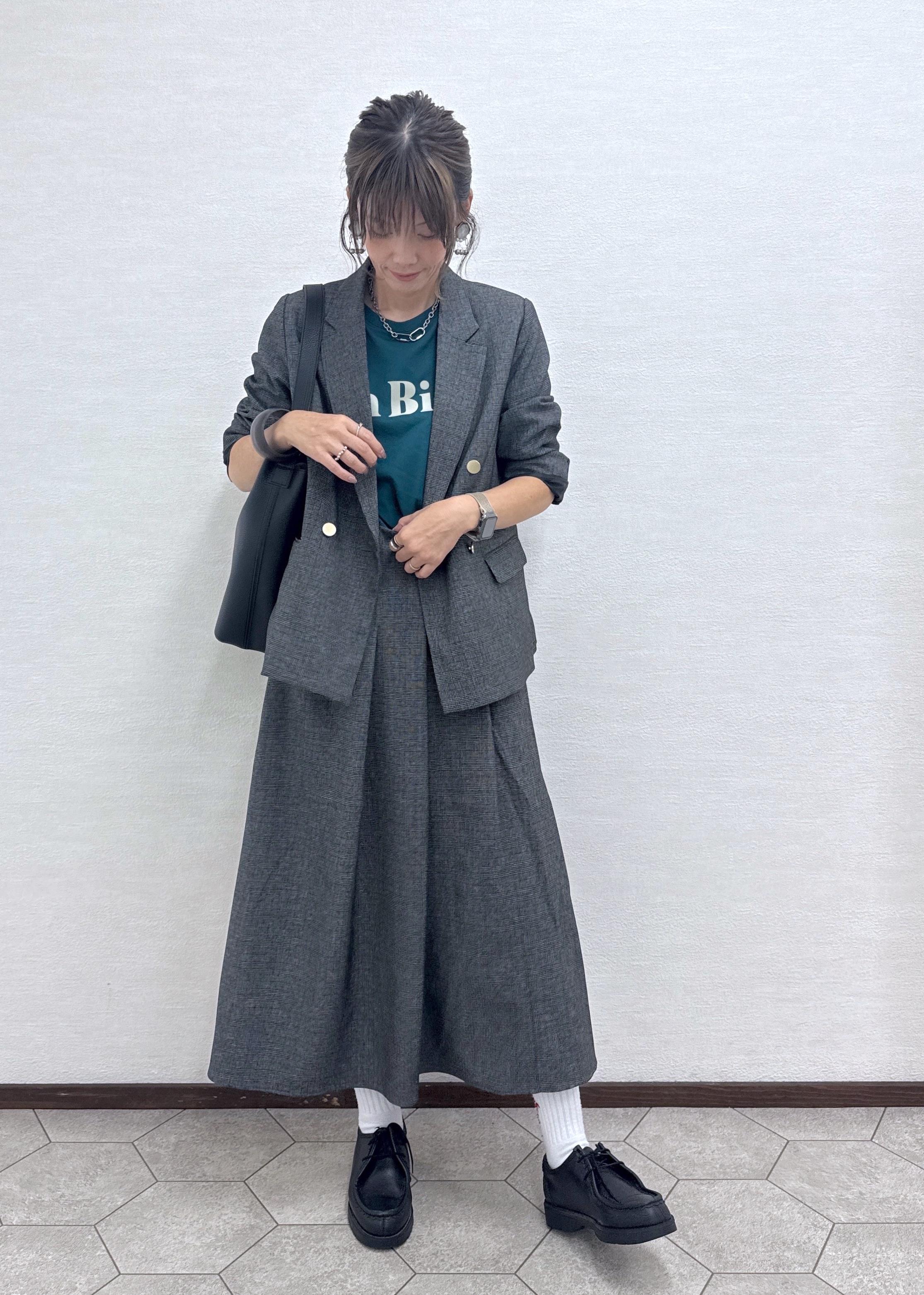 ROPE' PICNICのレディハンサムシリーズ ウールライク金ボタンジャケット(半裏地)/セットアップ・通勤対応を使ったコーディネートを紹介します。｜Rakuten Fashion(楽天ファッション／旧楽天ブランドアベニュー)6403307