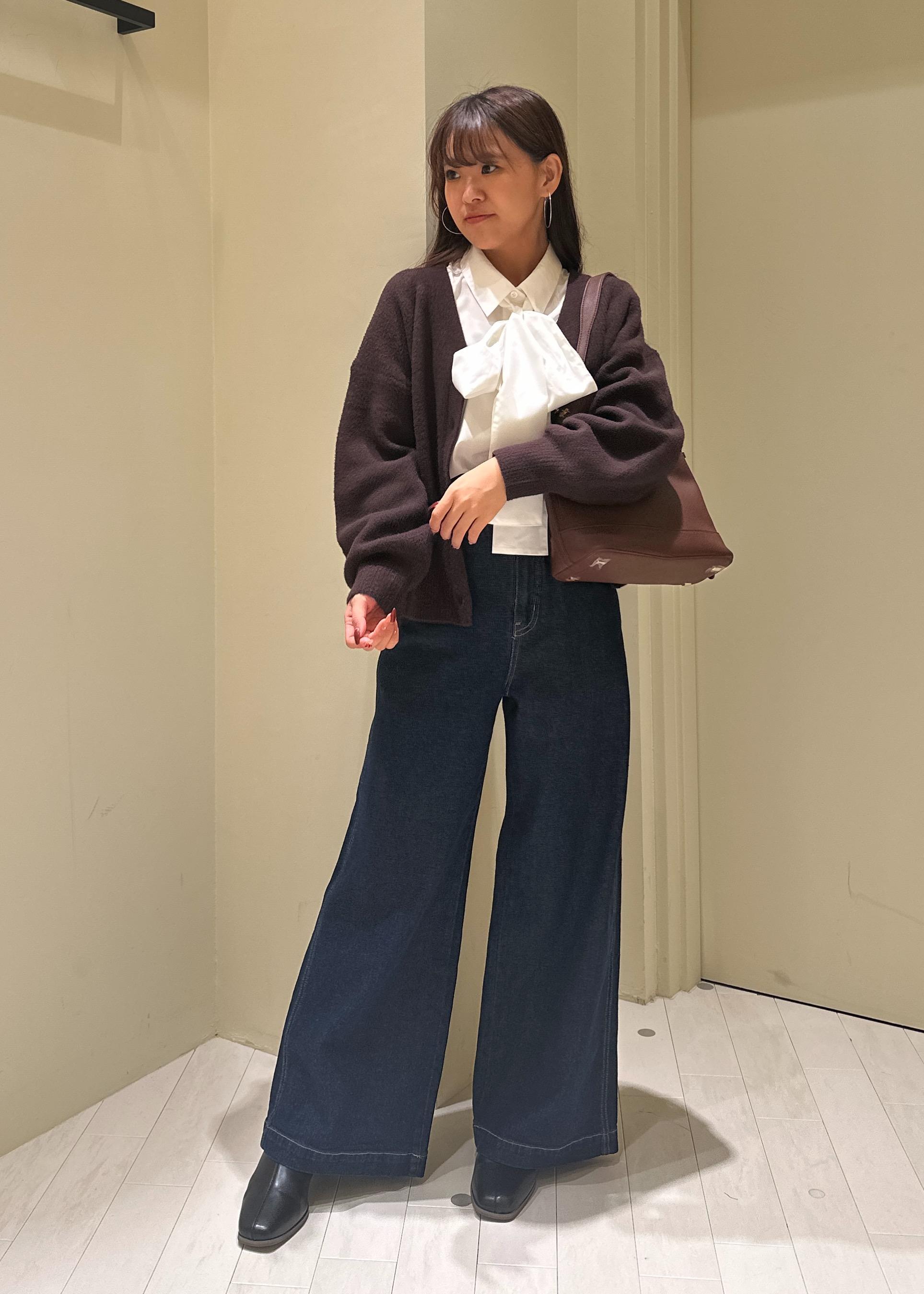 ROPE' PICNICの【防シワ】ボウタイ付きレギュラーシャツを使ったコーディネートを紹介します。｜Rakuten Fashion(楽天ファッション／旧楽天ブランドアベニュー)6403312