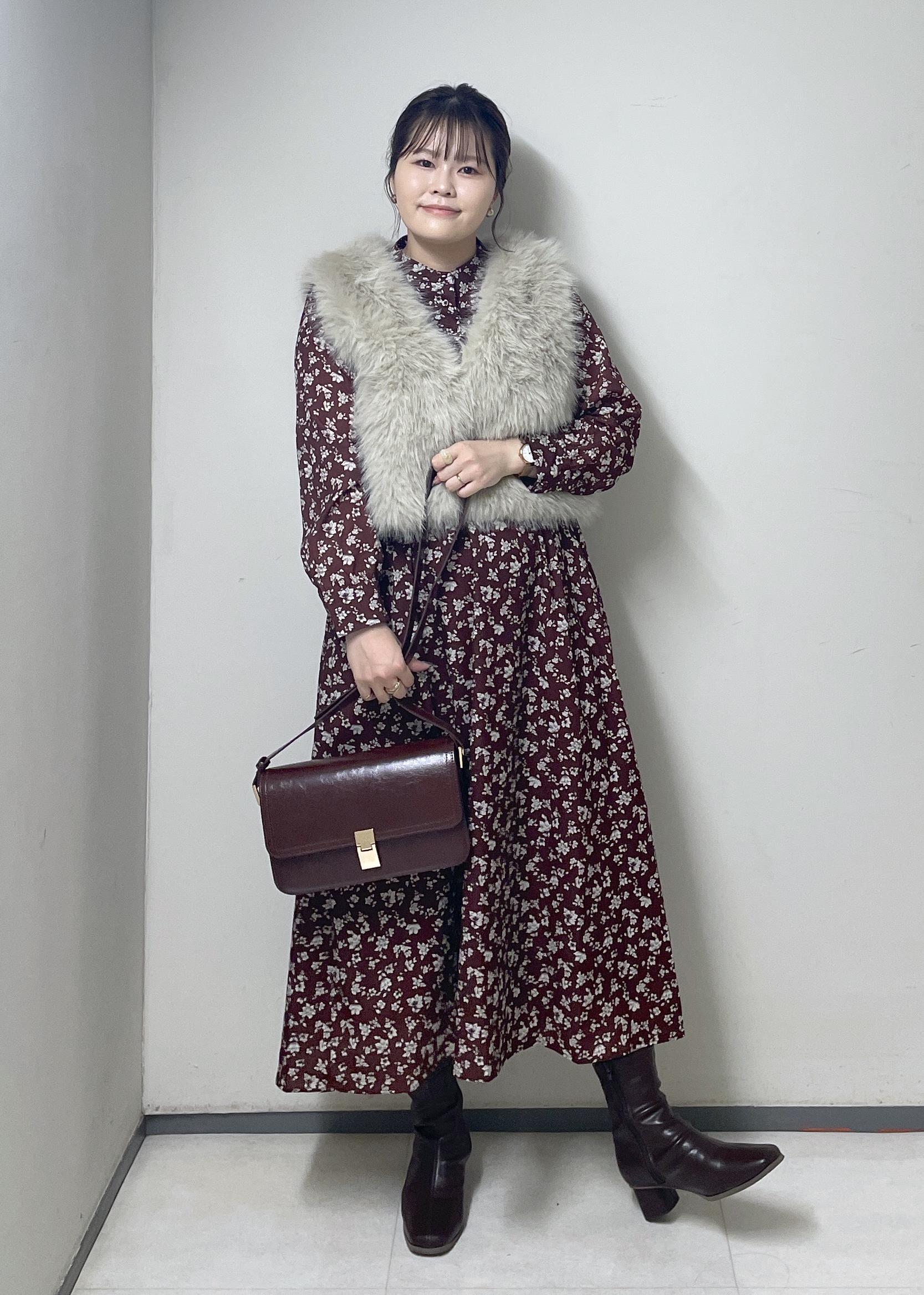 ROPE' PICNICの小花柄ノスタルジックワンピースを使ったコーディネートを紹介します。｜Rakuten Fashion(楽天ファッション／旧楽天ブランドアベニュー)6407402