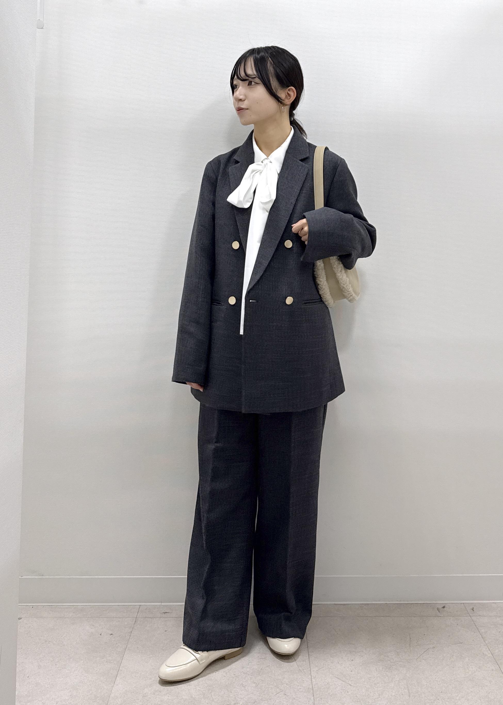 ROPE' PICNICの【防シワ】ボウタイ付きレギュラーシャツを使ったコーディネートを紹介します。｜Rakuten Fashion(楽天ファッション／旧楽天ブランドアベニュー)6407457