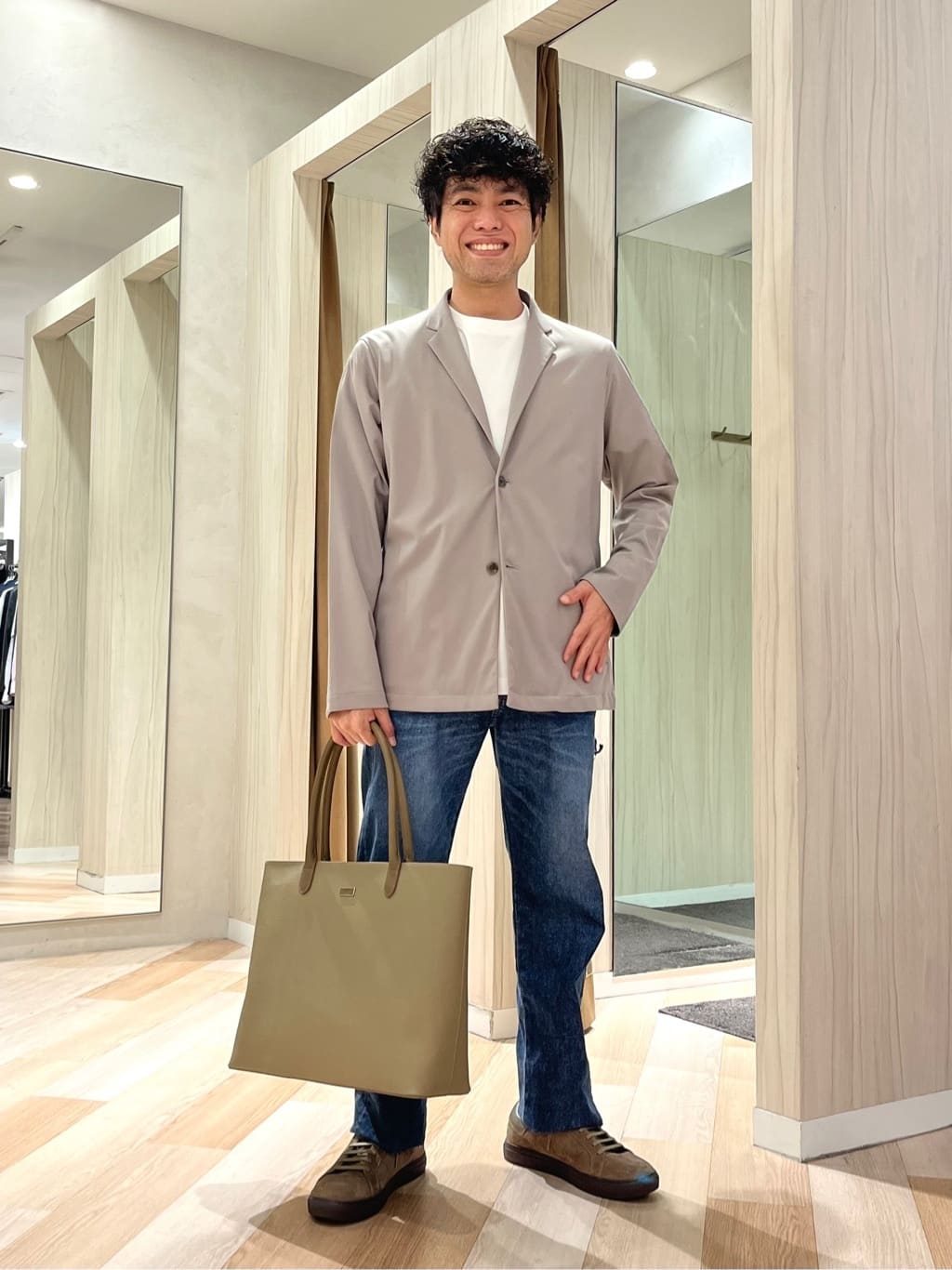 TAKEO KIKUCHIのリラックス カーディガン ジャケットを使ったコーディネートを紹介します。｜Rakuten Fashion(楽天ファッション／旧楽天ブランドアベニュー)6314641