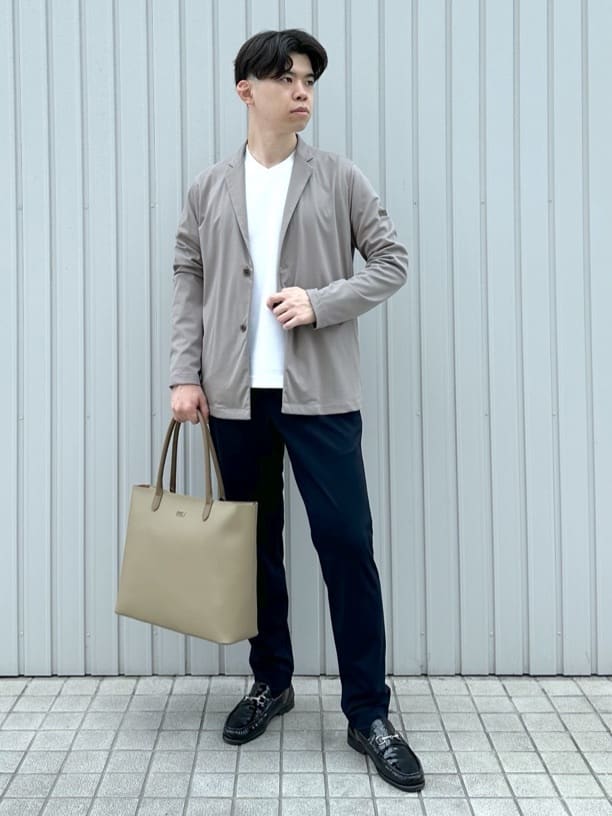 TAKEO KIKUCHIのリラックス カーディガン ジャケットを使ったコーディネートを紹介します。｜Rakuten Fashion(楽天ファッション／旧楽天ブランドアベニュー)6316063