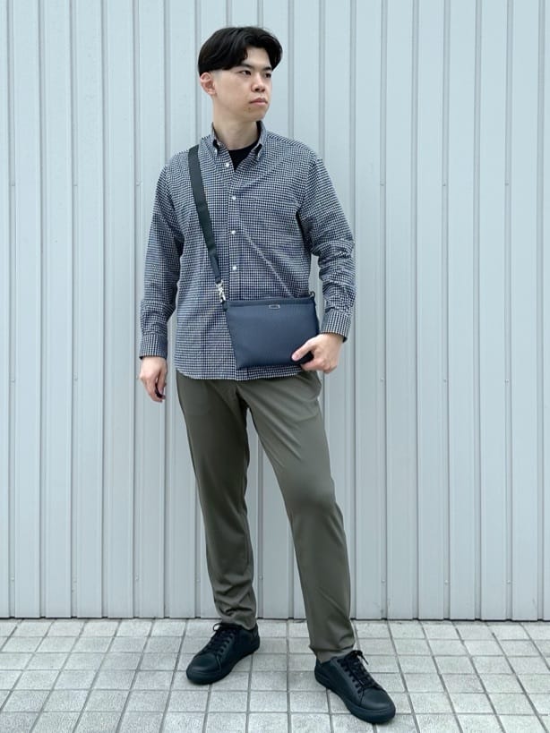 TAKEO KIKUCHIの【抗菌防臭】サッカーギンガムチェック ボタンダウンシャツを使ったコーディネートを紹介します。｜Rakuten Fashion(楽天ファッション／旧楽天ブランドアベニュー)6316067