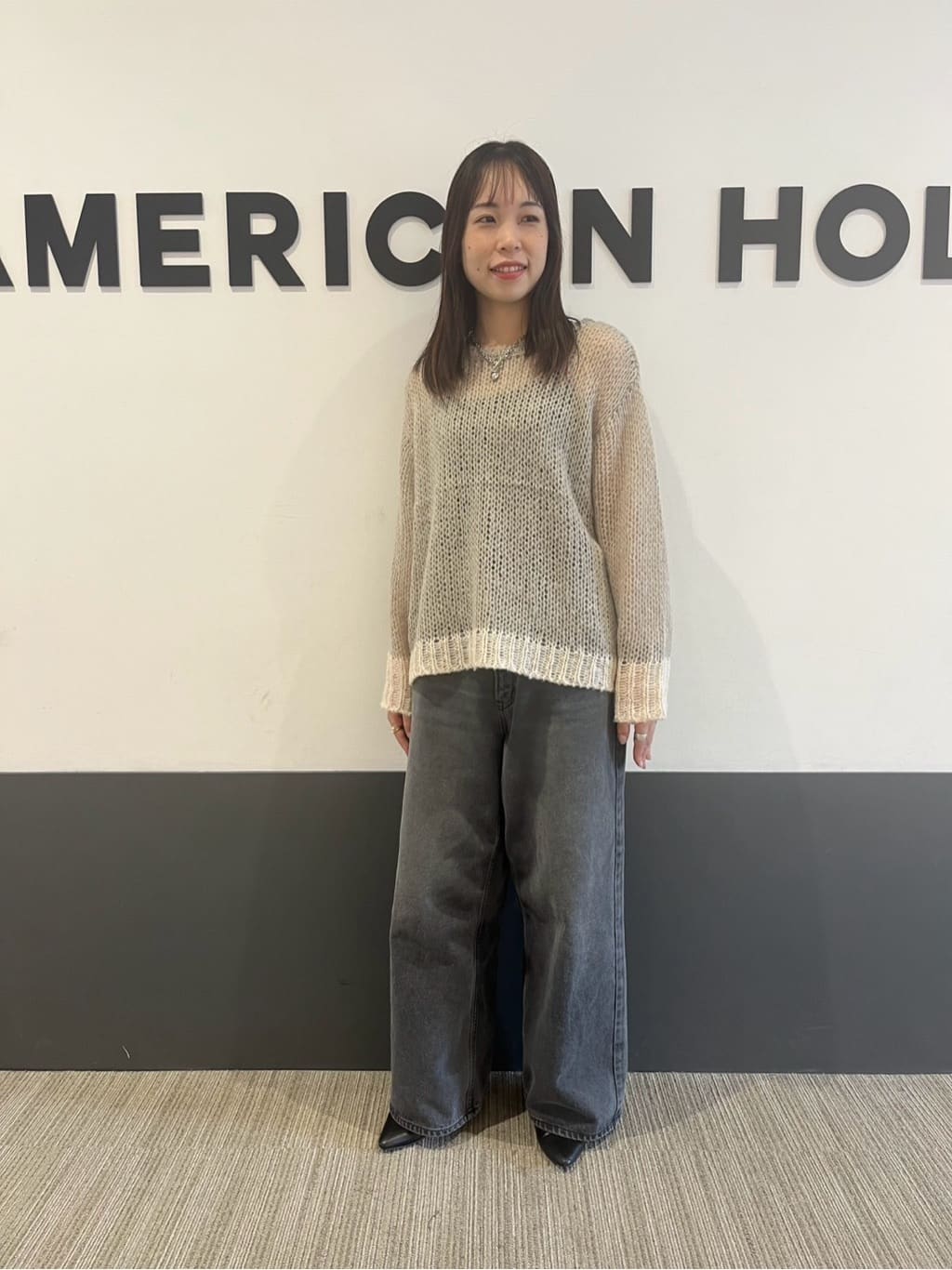 AMERICAN HOLICのモヘアライク配色ニットプルオーバーを使ったコーディネートを紹介します。｜Rakuten Fashion(楽天ファッション／旧楽天ブランドアベニュー)6316086