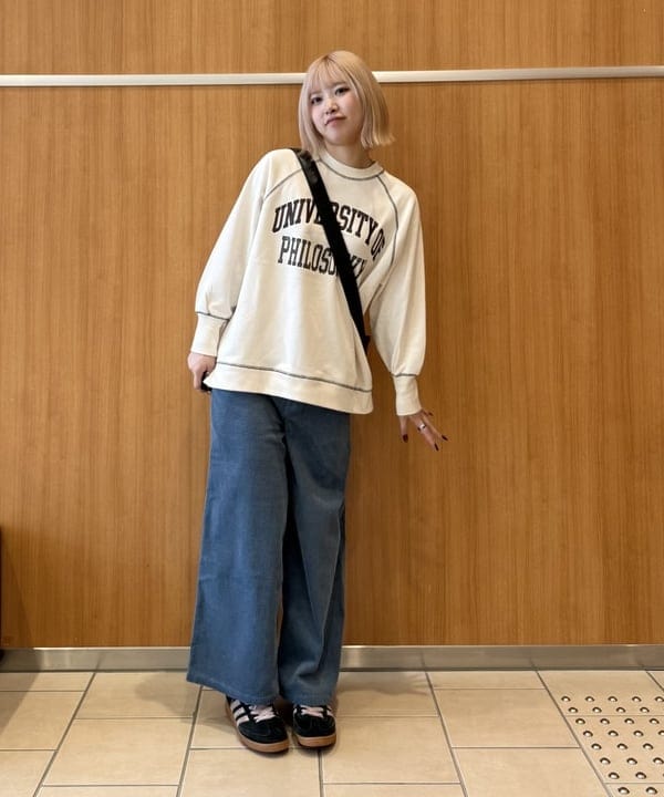 BEAMS HEARTのプリント * 刺繍 ビッグスウェットを使ったコーディネートを紹介します。｜Rakuten Fashion(楽天ファッション／旧楽天ブランドアベニュー)6317692