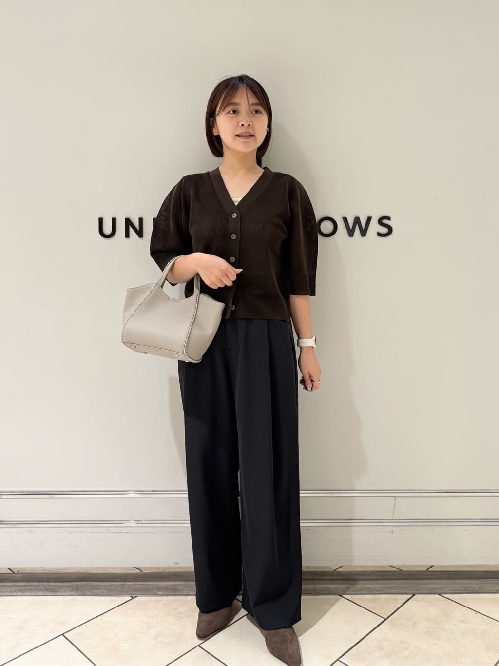 UNITED ARROWS LTD. OUTLET | Vネック アゼニット カーディガン