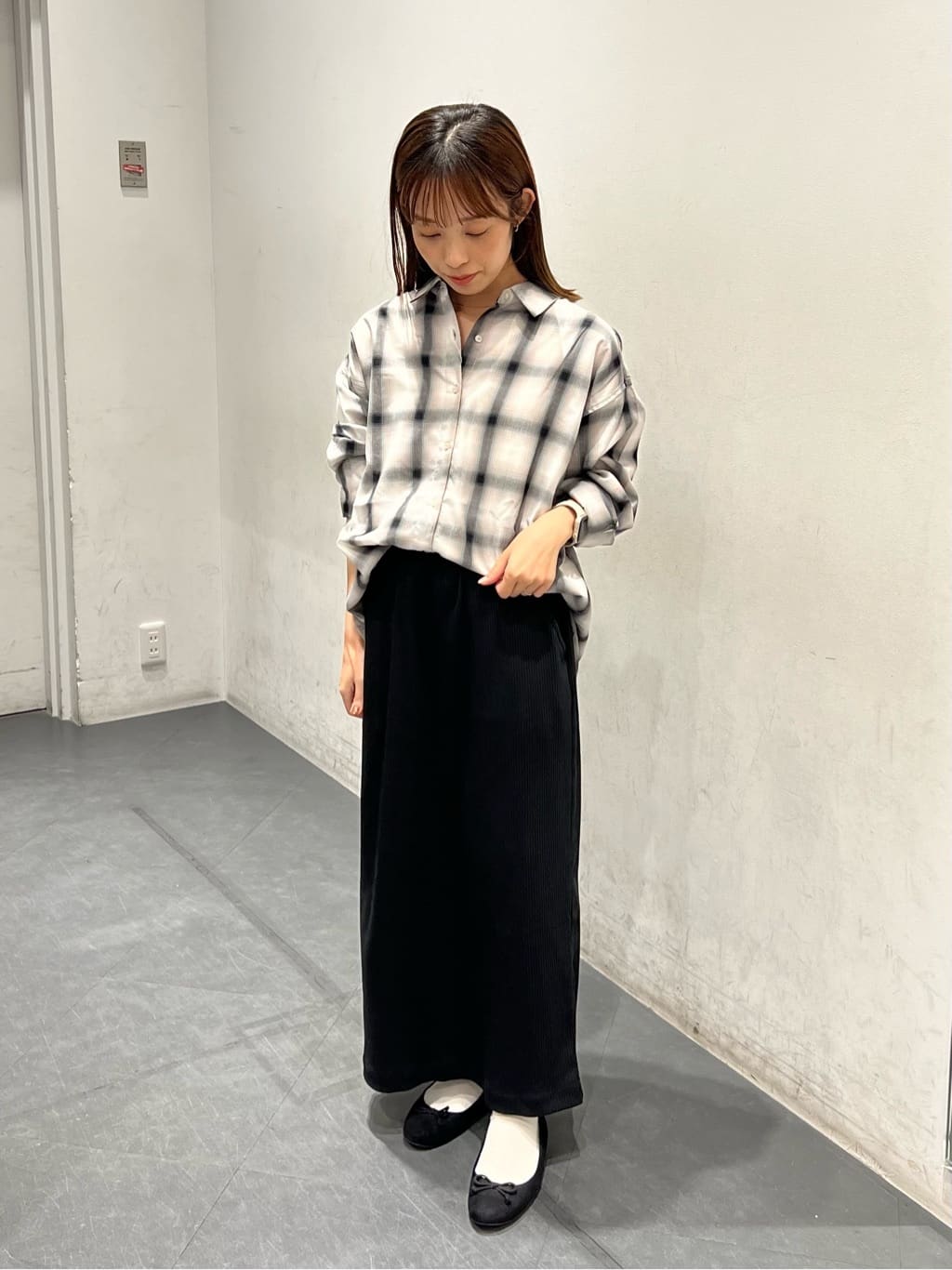 AMERICAN HOLICの針抜きリブナロースカートを使ったコーディネートを紹介します。｜Rakuten Fashion(楽天ファッション／旧楽天ブランドアベニュー)6318176