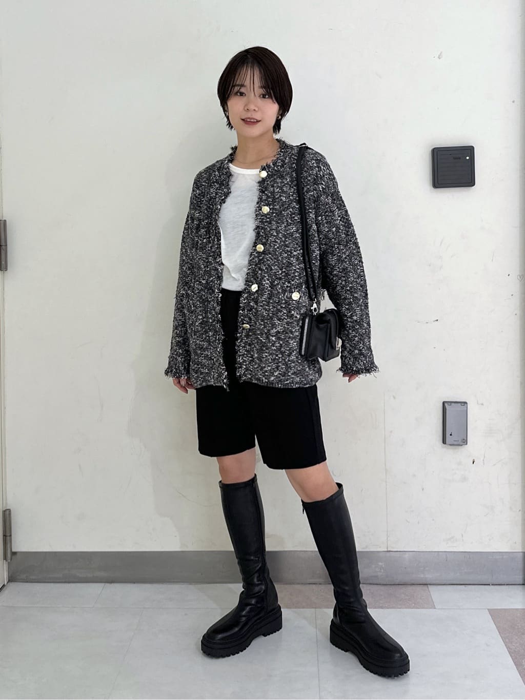 AZUL by moussyのツイードライクニットカーディガンを使ったコーディネートを紹介します。｜Rakuten Fashion(楽天ファッション／旧楽天ブランドアベニュー)6318888
