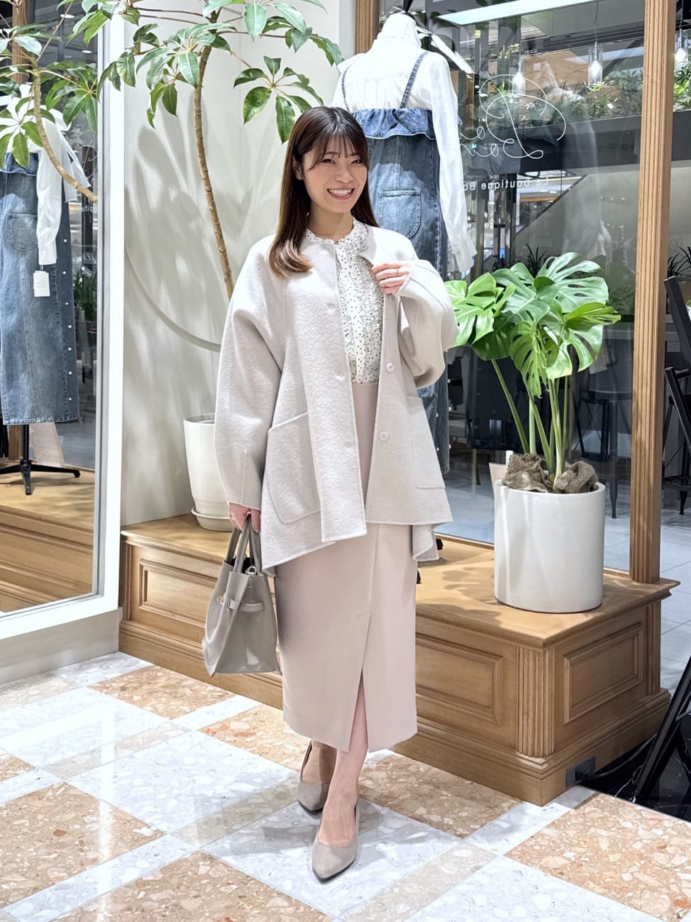 la boutique bonbon ライトラグランフレアコート