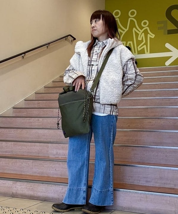 BEAMS HEARTのフード ボアベストを使ったコーディネートを紹介します。｜Rakuten Fashion(楽天ファッション／旧楽天ブランドアベニュー)6320798