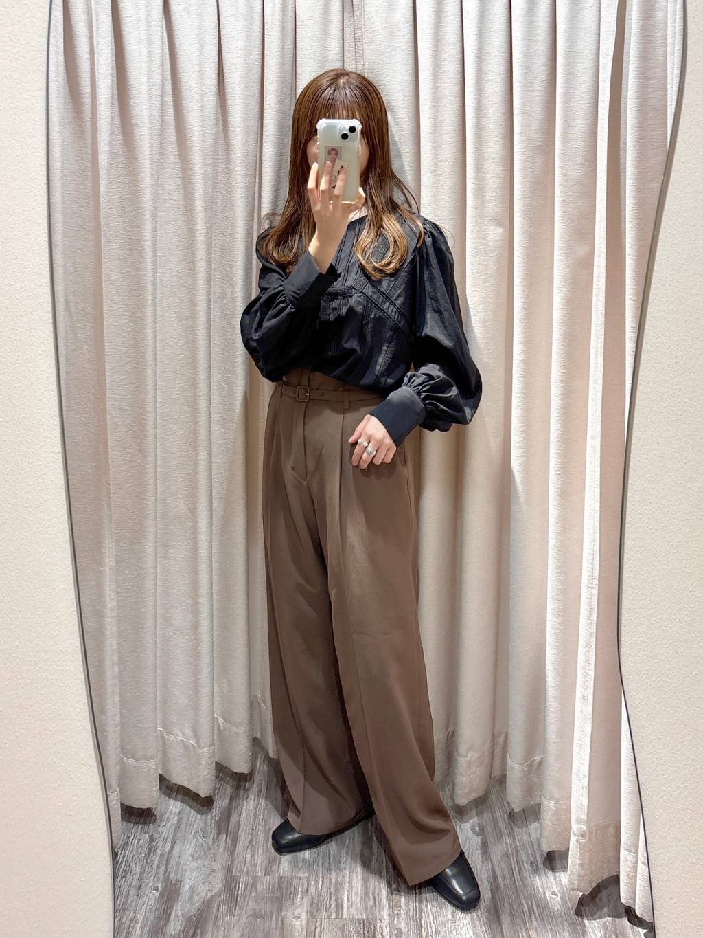 mysty womanのピンタックレースブラウスを使ったコーディネートを紹介します。｜Rakuten Fashion(楽天ファッション／旧楽天ブランドアベニュー)6320955
