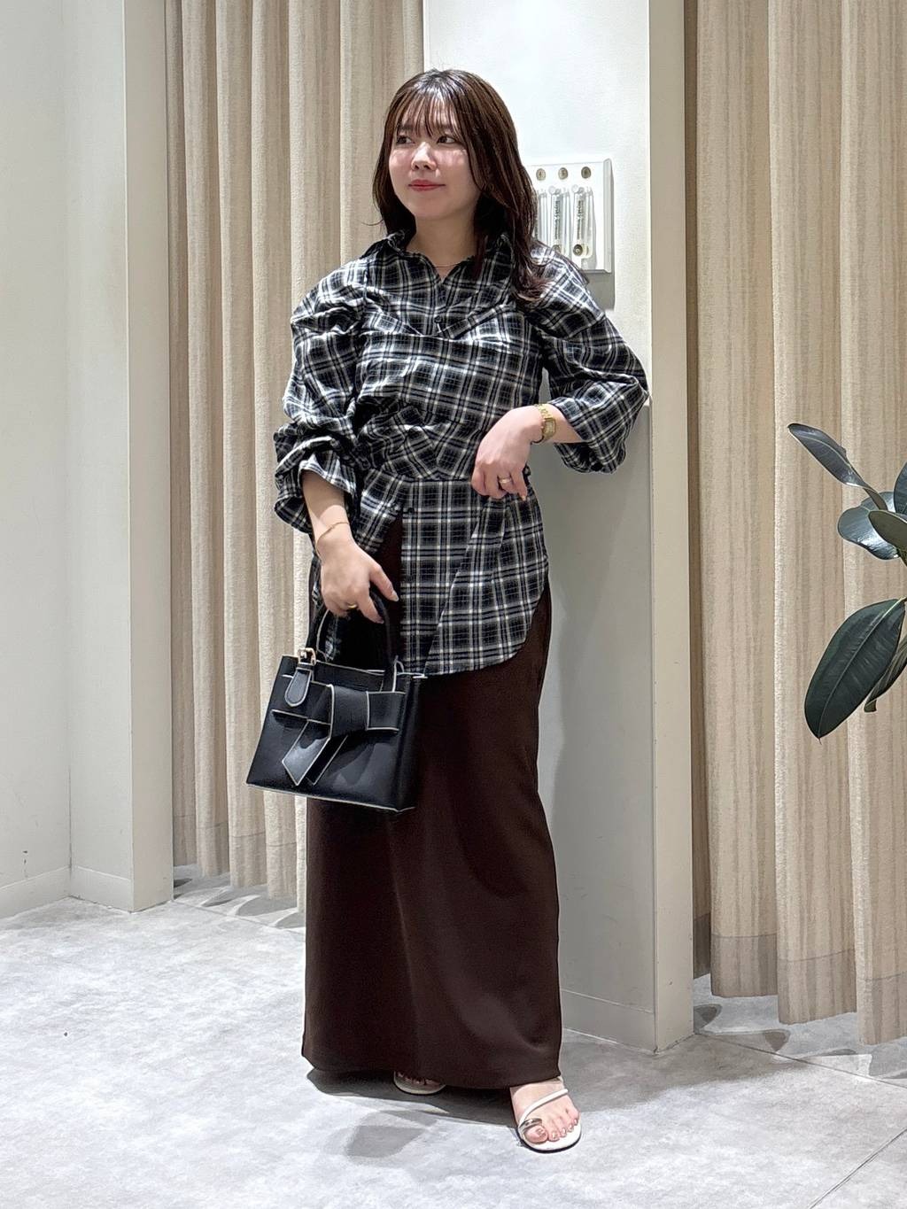 mysty womanのオンブレーチェックキャミSETシャツを使ったコーディネートを紹介します。｜Rakuten Fashion(楽天ファッション／旧楽天ブランドアベニュー)6320938
