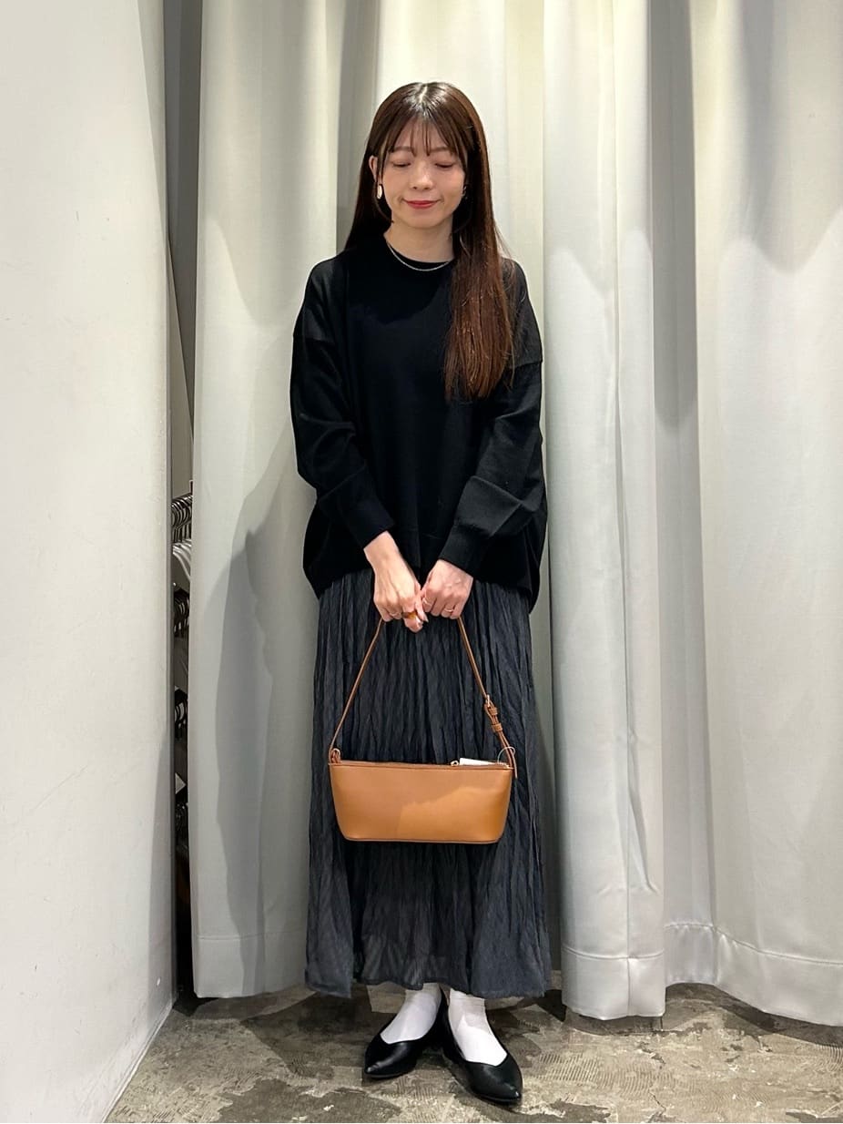 AMERICAN HOLICのカットジャガードプリーツスカートを使ったコーディネートを紹介します。｜Rakuten Fashion(楽天ファッション／旧楽天ブランドアベニュー)6321991