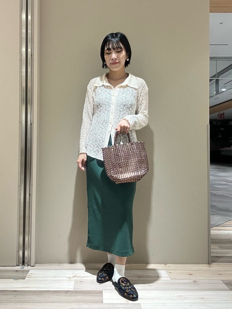 Green Parksの針抜きリブナロースカートを使ったコーディネートを紹介します。｜Rakuten Fashion(楽天ファッション／旧楽天ブランドアベニュー)6326500