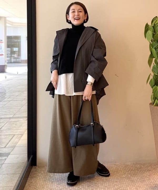 BEAMS HEARTのライン ニット ベスト * ロング スリーブ ブラウス(セット アイテム) 25AW タートルネックを使ったコーディネートを紹介します。｜Rakuten Fashion(楽天ファッション／旧楽天ブランドアベニュー)6326658