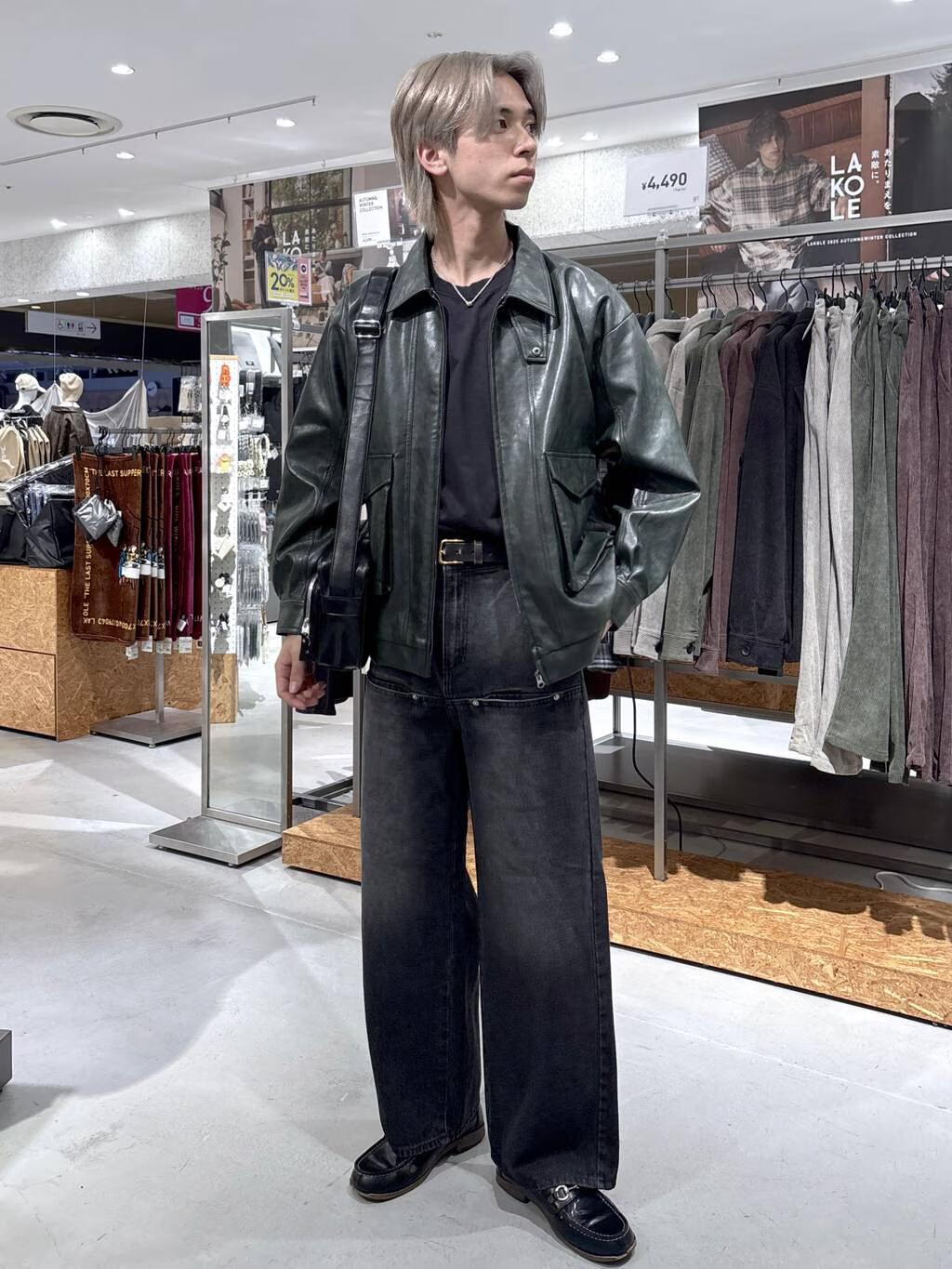 LAKOLEのPUレザーA2ブルゾンを使ったコーディネートを紹介します。｜Rakuten Fashion(楽天ファッション／旧楽天ブランドアベニュー)6328252