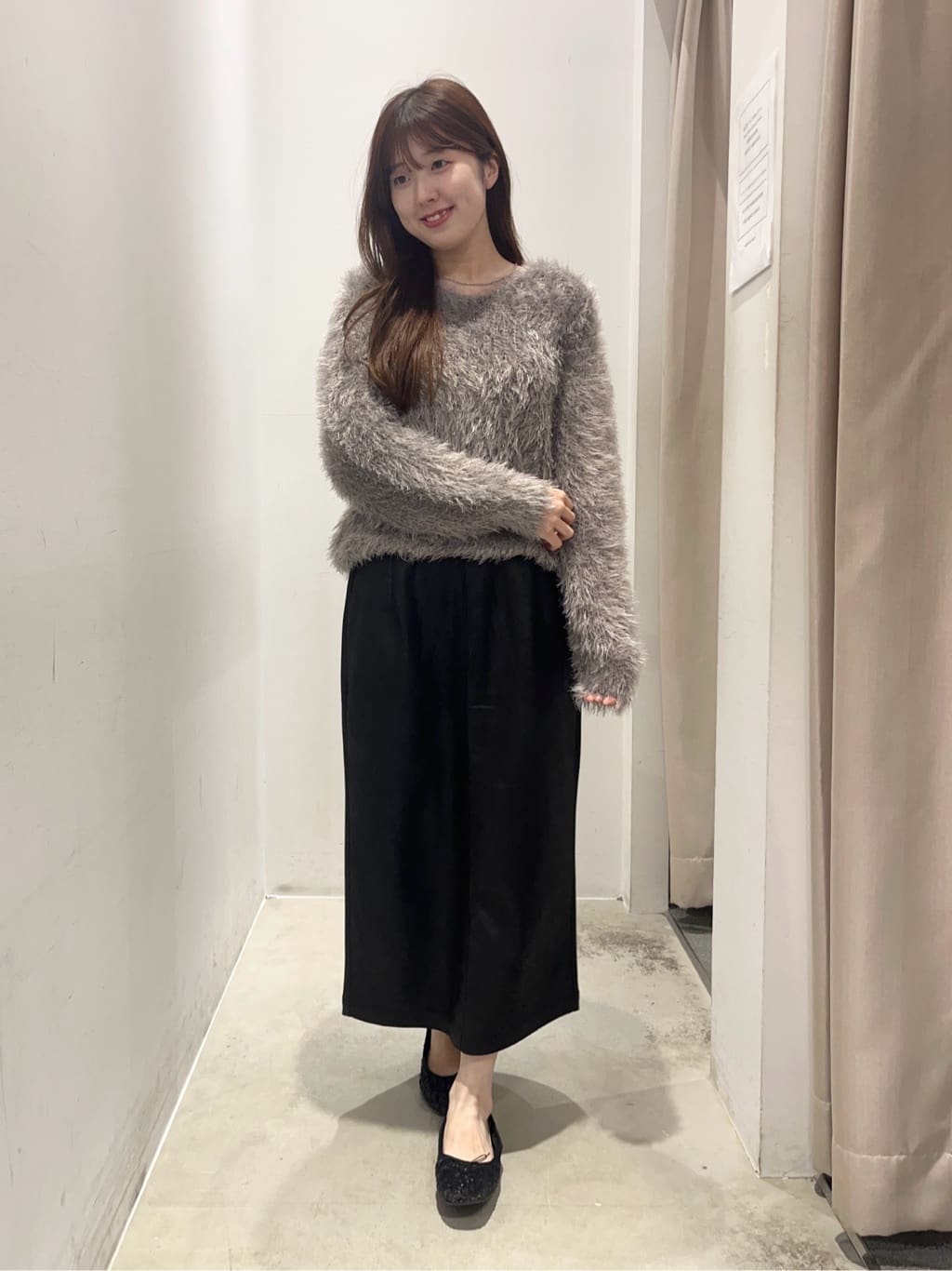 AMERICAN HOLICのフェイクレザーダンボールスカートを使ったコーディネートを紹介します。｜Rakuten Fashion(楽天ファッション／旧楽天ブランドアベニュー)6328871