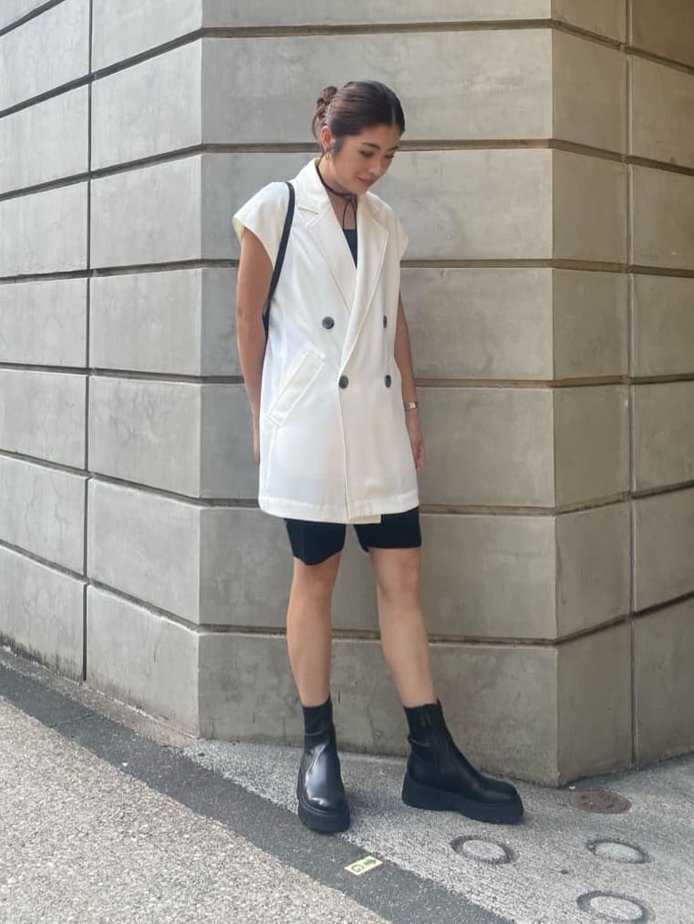 STACCATOのKnit half pantsを使ったコーディネートを紹介します。｜Rakuten Fashion(楽天ファッション／旧楽天ブランドアベニュー)6322440