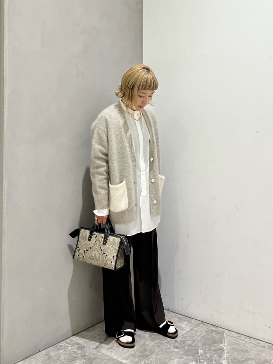 新品タグ付conte コンテ　ヘリンボーンスタンドカラーシャツ conte＞ヘリンボーン スタンドカラーシャツ
