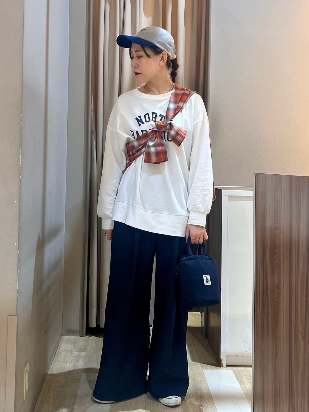 Green Parksのeverywalk.コーデュロイロゴキャップを使ったコーディネートを紹介します。｜Rakuten Fashion(楽天ファッション／旧楽天ブランドアベニュー)6333683