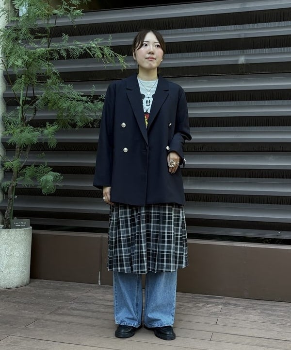 BEAMS WOMENのダメージ ストレート デニムを使ったコーディネートを紹介します。｜Rakuten Fashion(楽天ファッション／旧楽天ブランドアベニュー)6335355