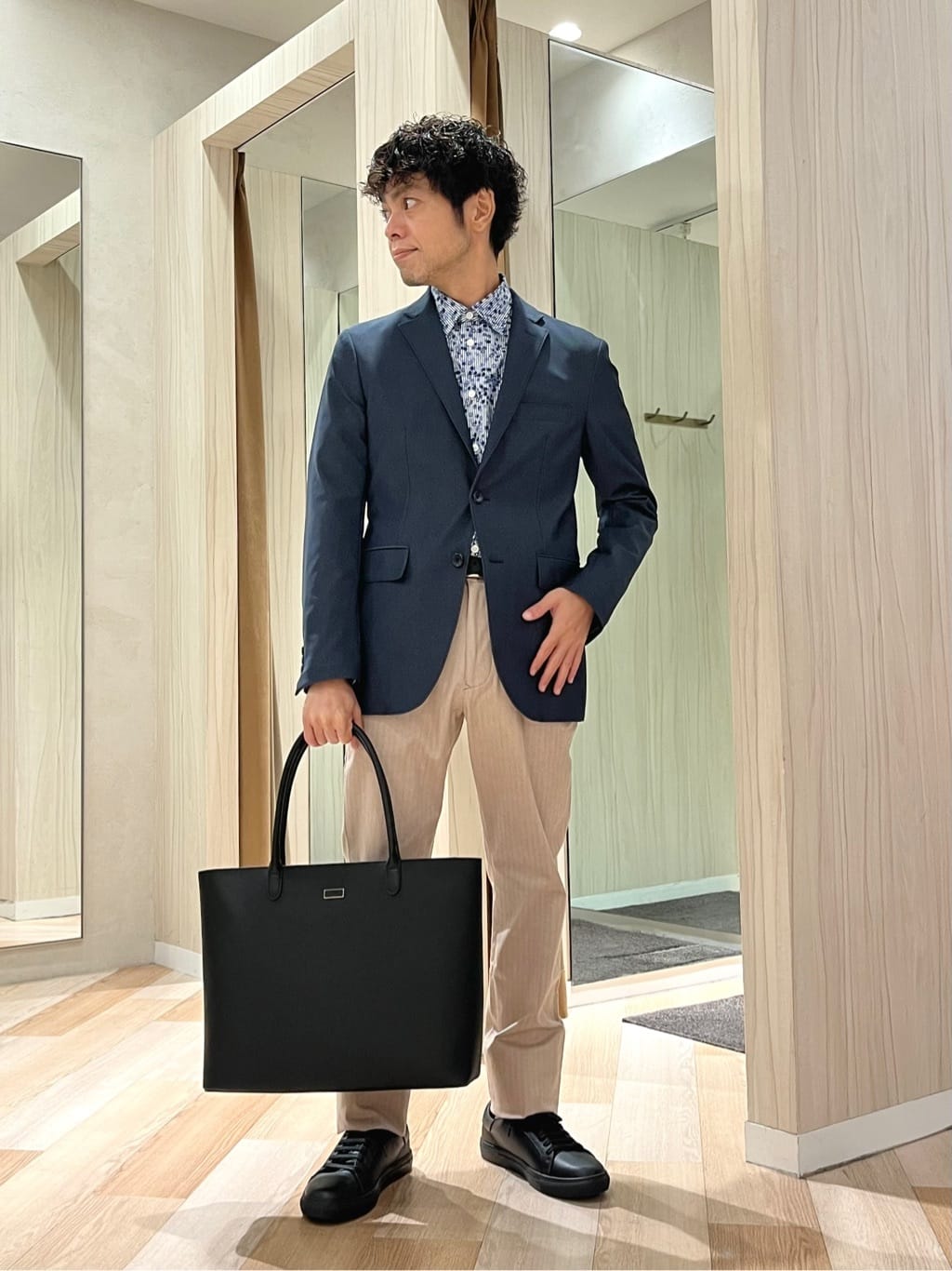 TAKEO KIKUCHIの【360°ストレッチ/セットアップ対応】None Of Stress ジャケットを使ったコーディネートを紹介します。｜Rakuten Fashion(楽天ファッション／旧楽天ブランドアベニュー)6335428