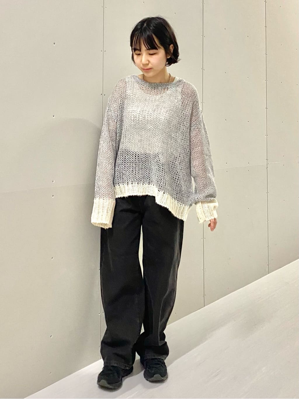 AMERICAN HOLICのモヘアライク配色ニットプルオーバーを使ったコーディネートを紹介します。｜Rakuten Fashion(楽天ファッション／旧楽天ブランドアベニュー)6335986